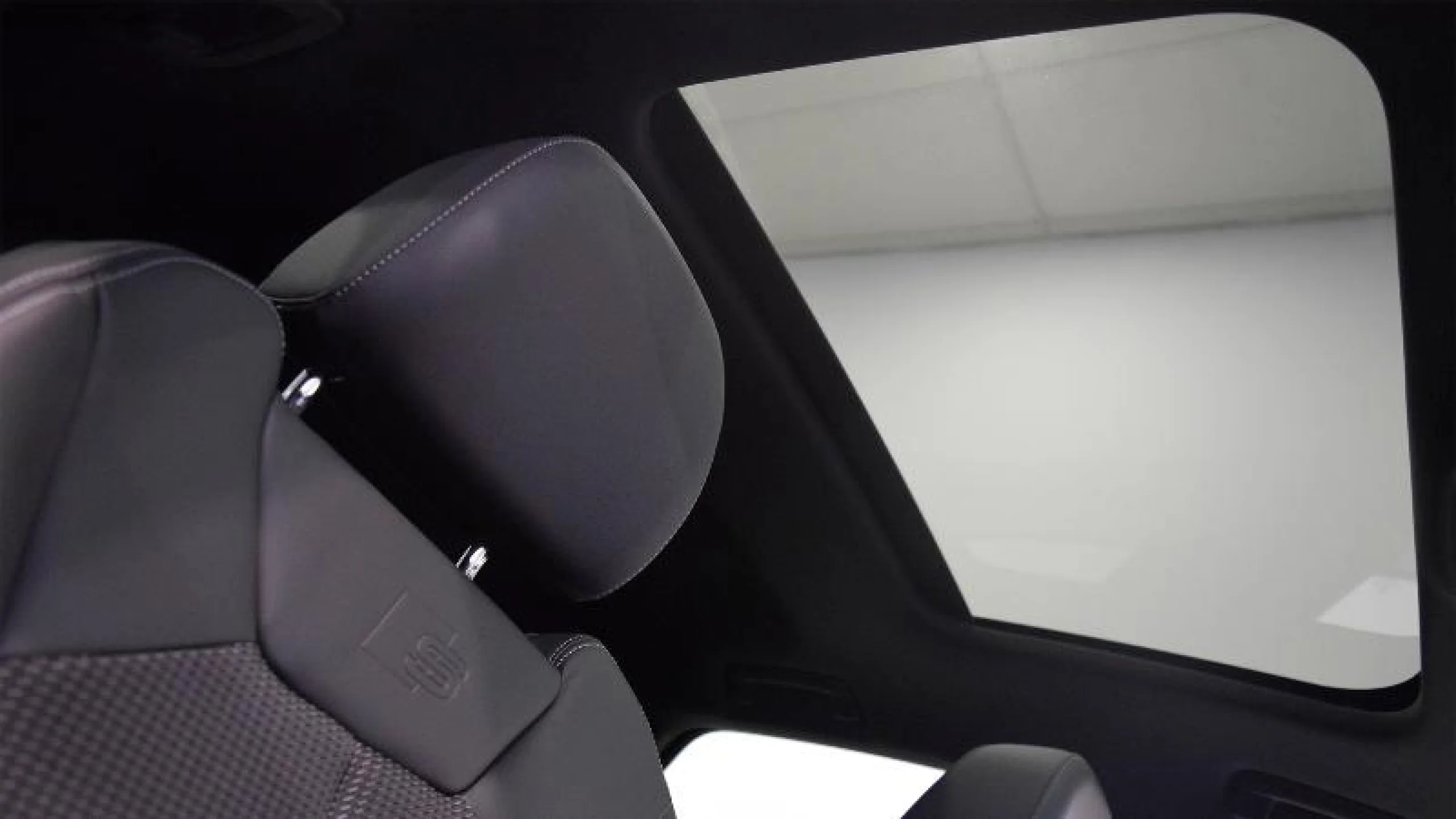 AUDI Q3 SPORTBACK BLACK LINE 35 TDI 110KW (150CV) S TRONIC - Foto 16