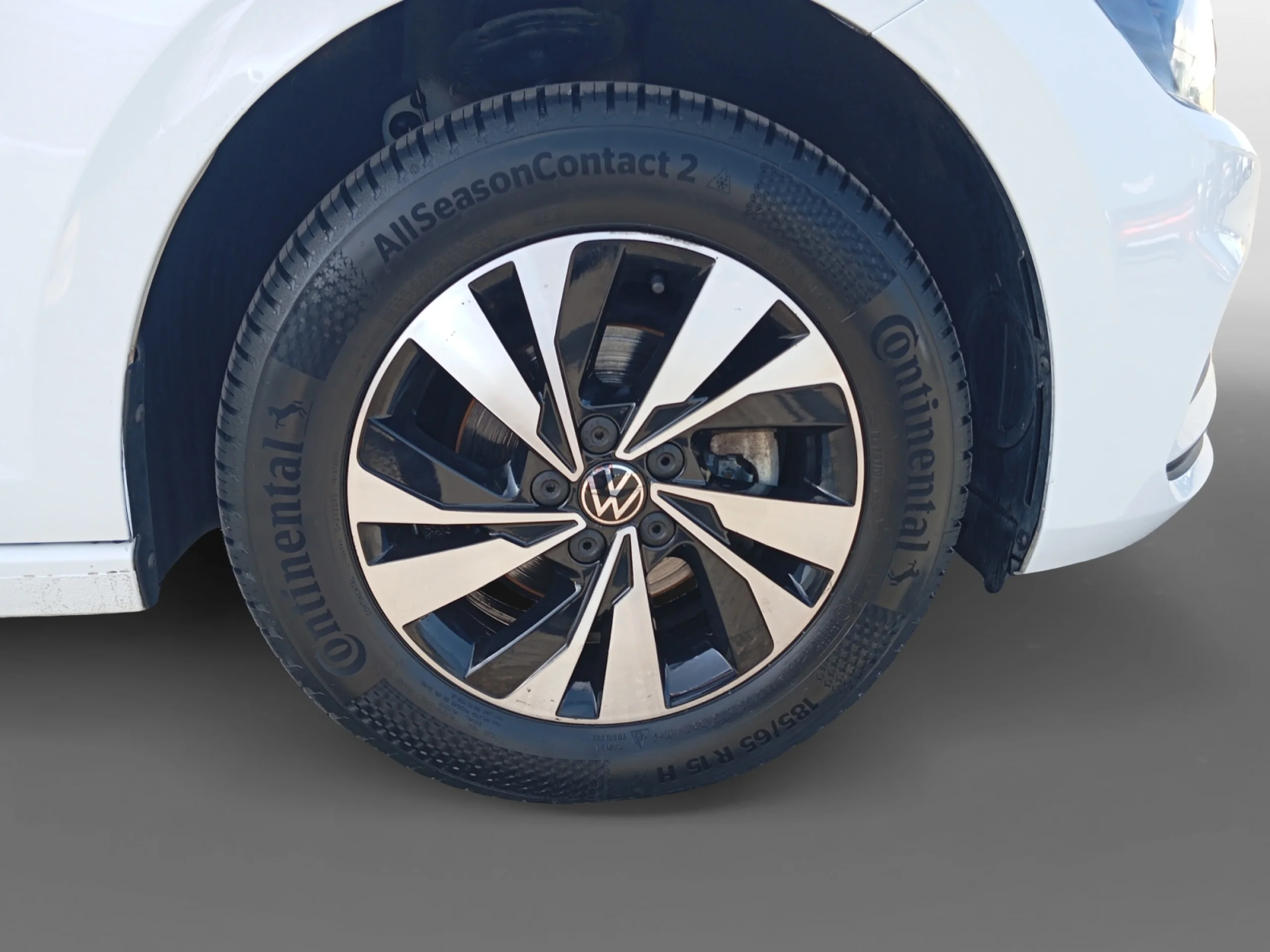 VOLKSWAGEN POLO ADVANCE 1.0 TSI 70KW (95CV) - Foto 8