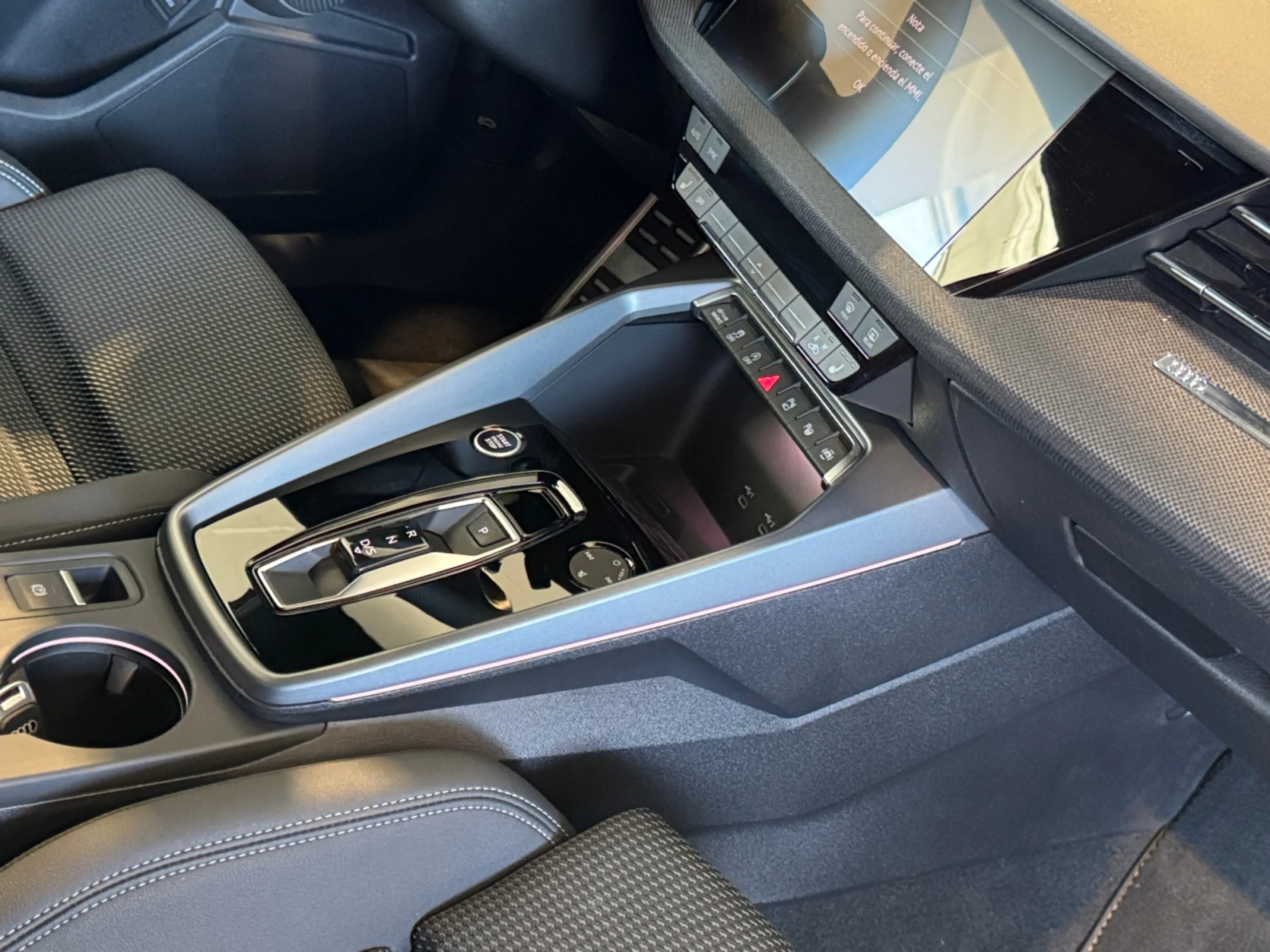 AUDI A3 SPORTBACK GENUINE 35 TFSI 110KW S TRONIC - Foto 14
