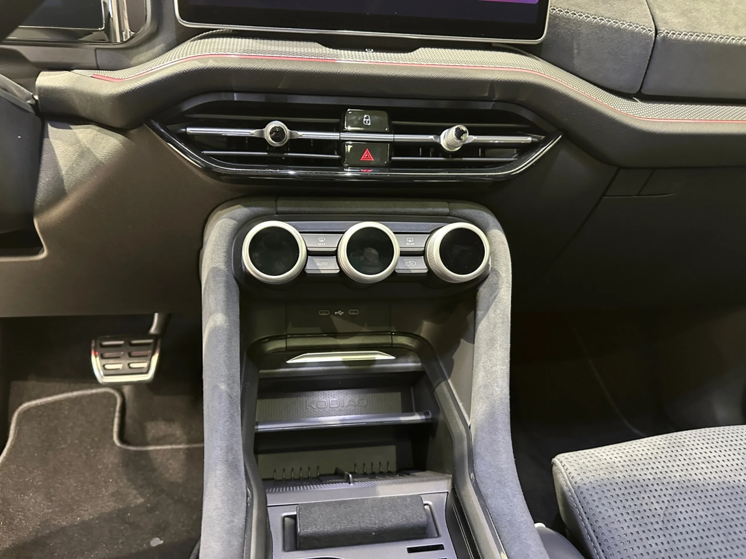 SKODA KODIAQ 1.5 TSI 150KW DSG PHEV SPORTLINE - Foto 20