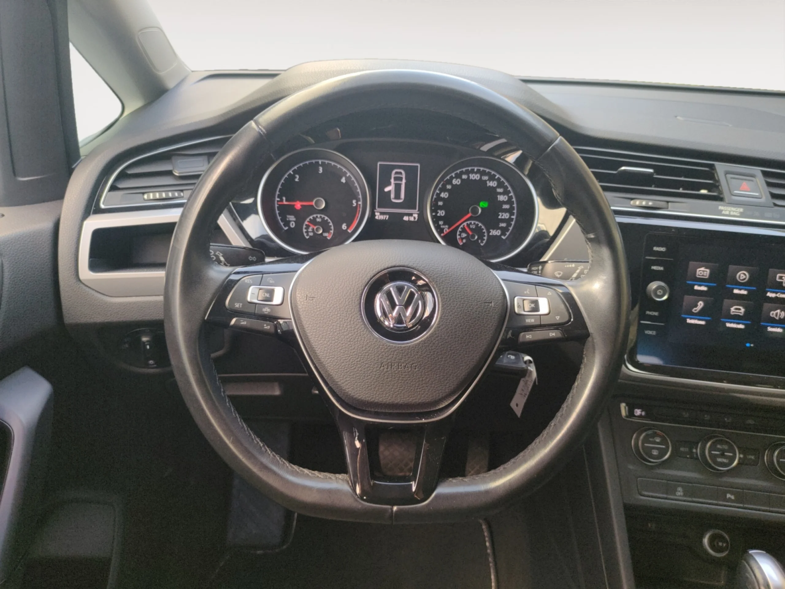 VOLKSWAGEN TOURAN BUSINESS 2.0 TDI 85KW (115CV) DSG - Foto 11