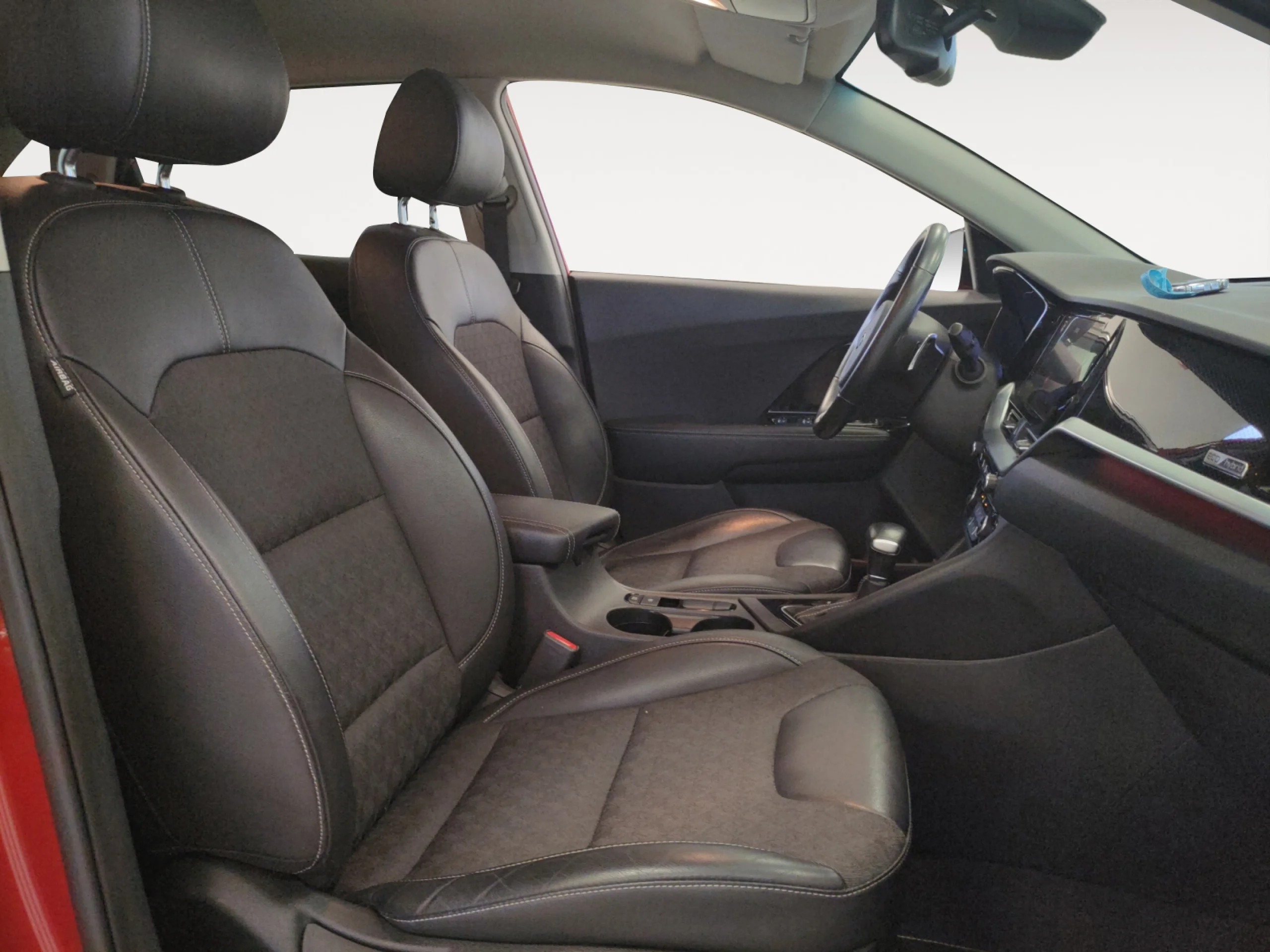 KIA Niro 1.6 GDI HÍBRIDO 104KW (141CV) EMOTION - Foto 5