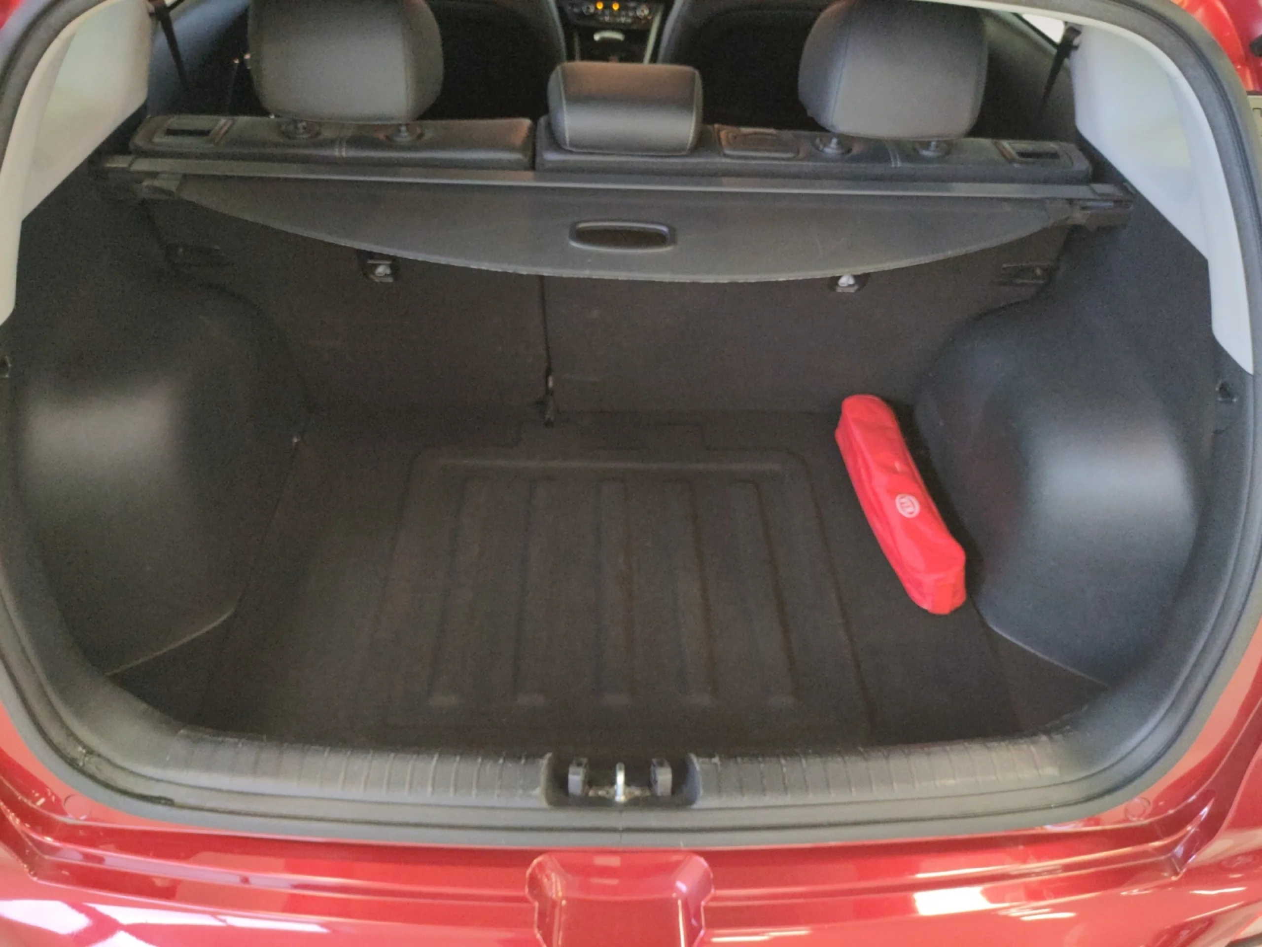 KIA Niro 1.6 GDI HÍBRIDO 104KW (141CV) EMOTION - Foto 7