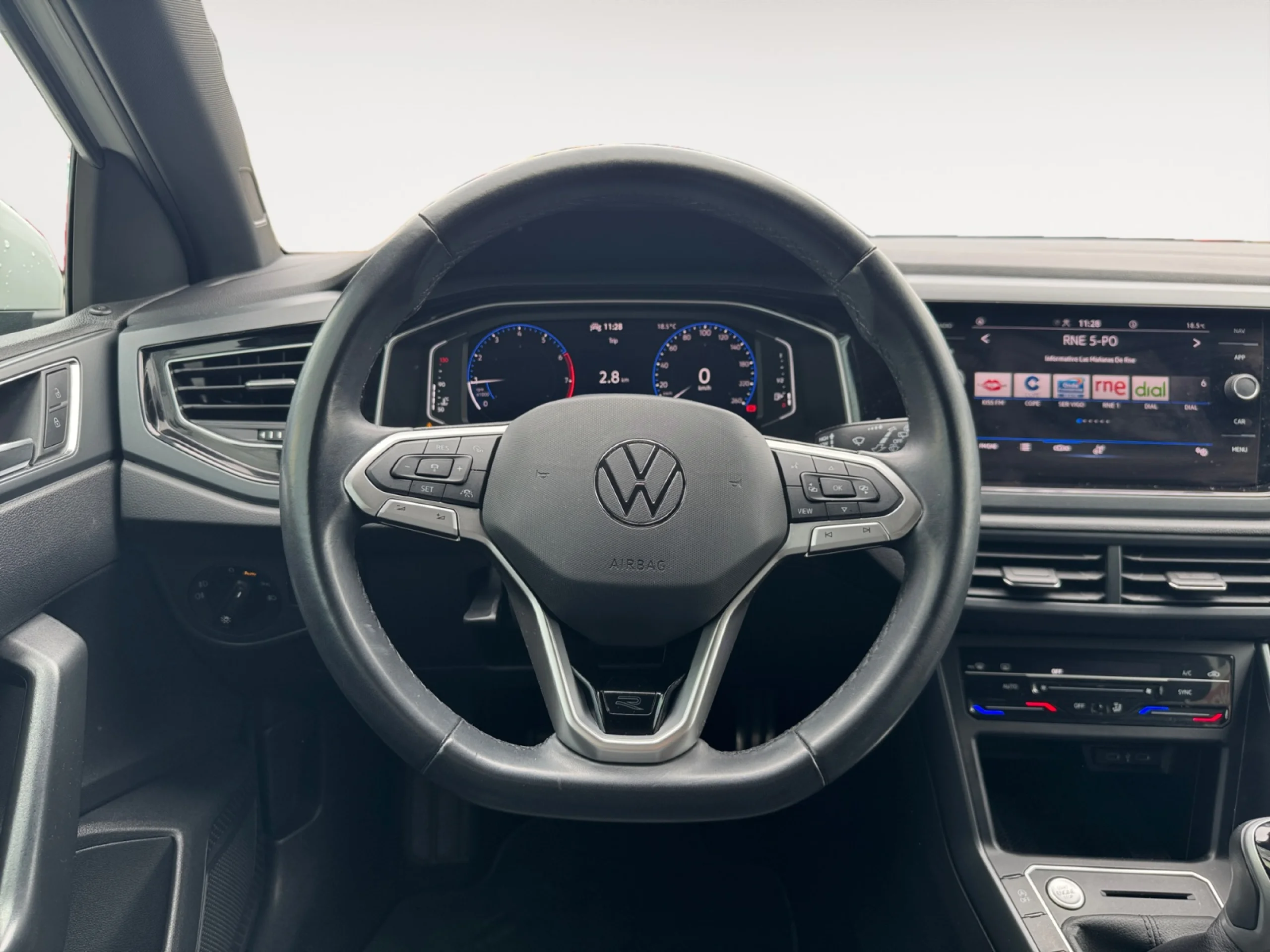 VOLKSWAGEN POLO POLO 1.0 TSI 70KW (95CV) - Foto 11