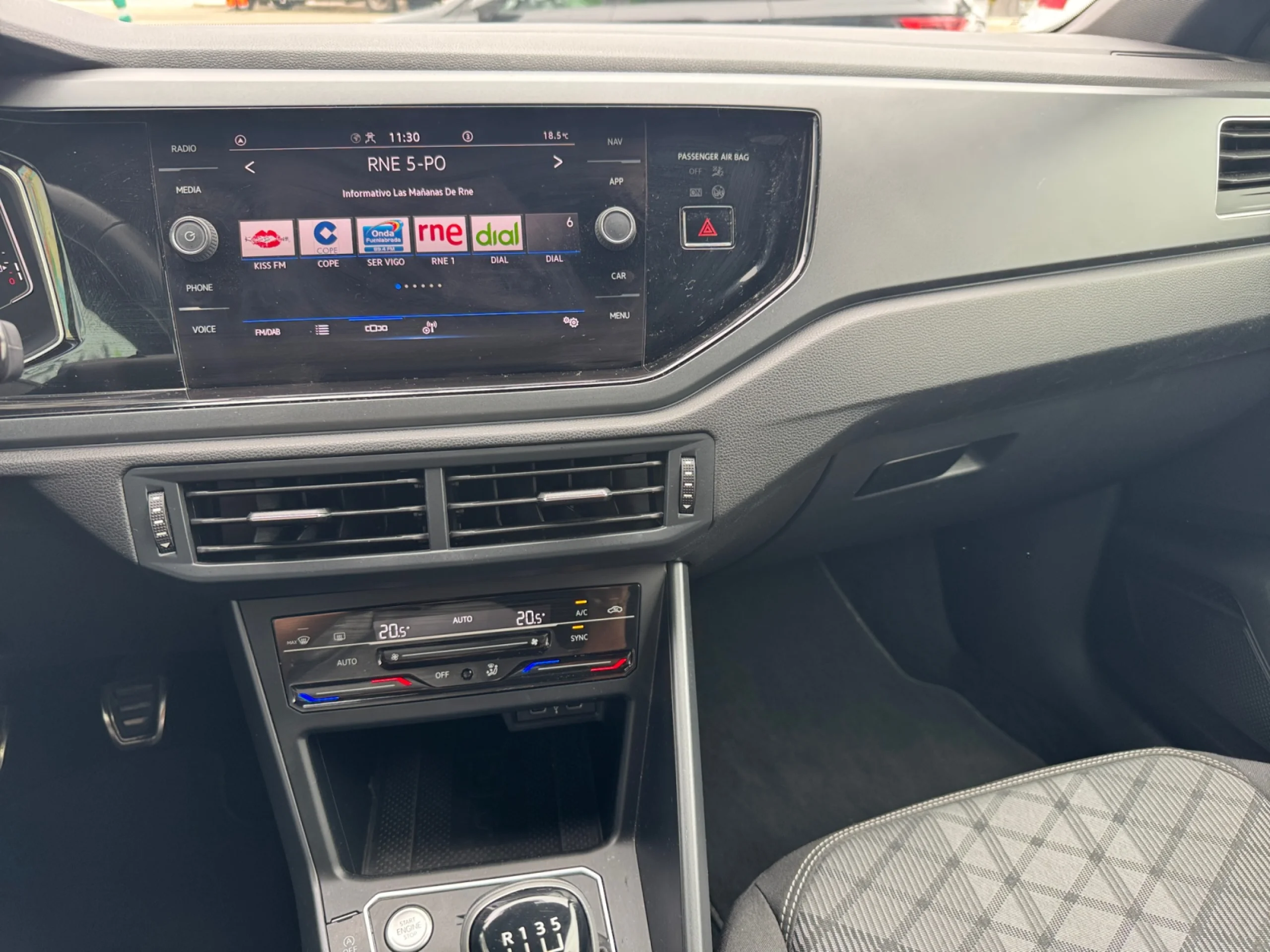 VOLKSWAGEN POLO POLO 1.0 TSI 70KW (95CV) - Foto 13