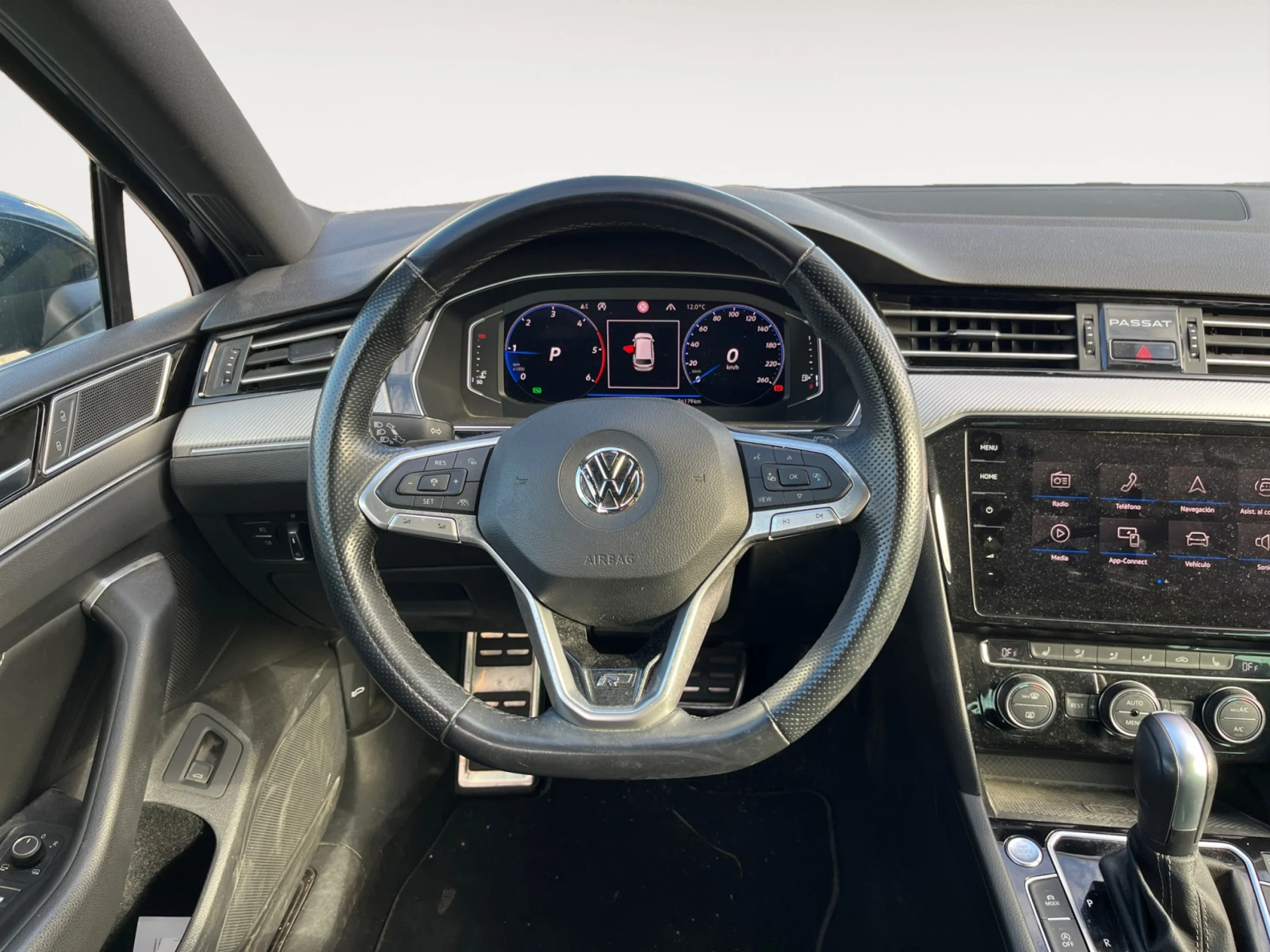 VOLKSWAGEN PASSAT VARIANT R LINE 2.0 TDI 110KW DSG - Foto 11