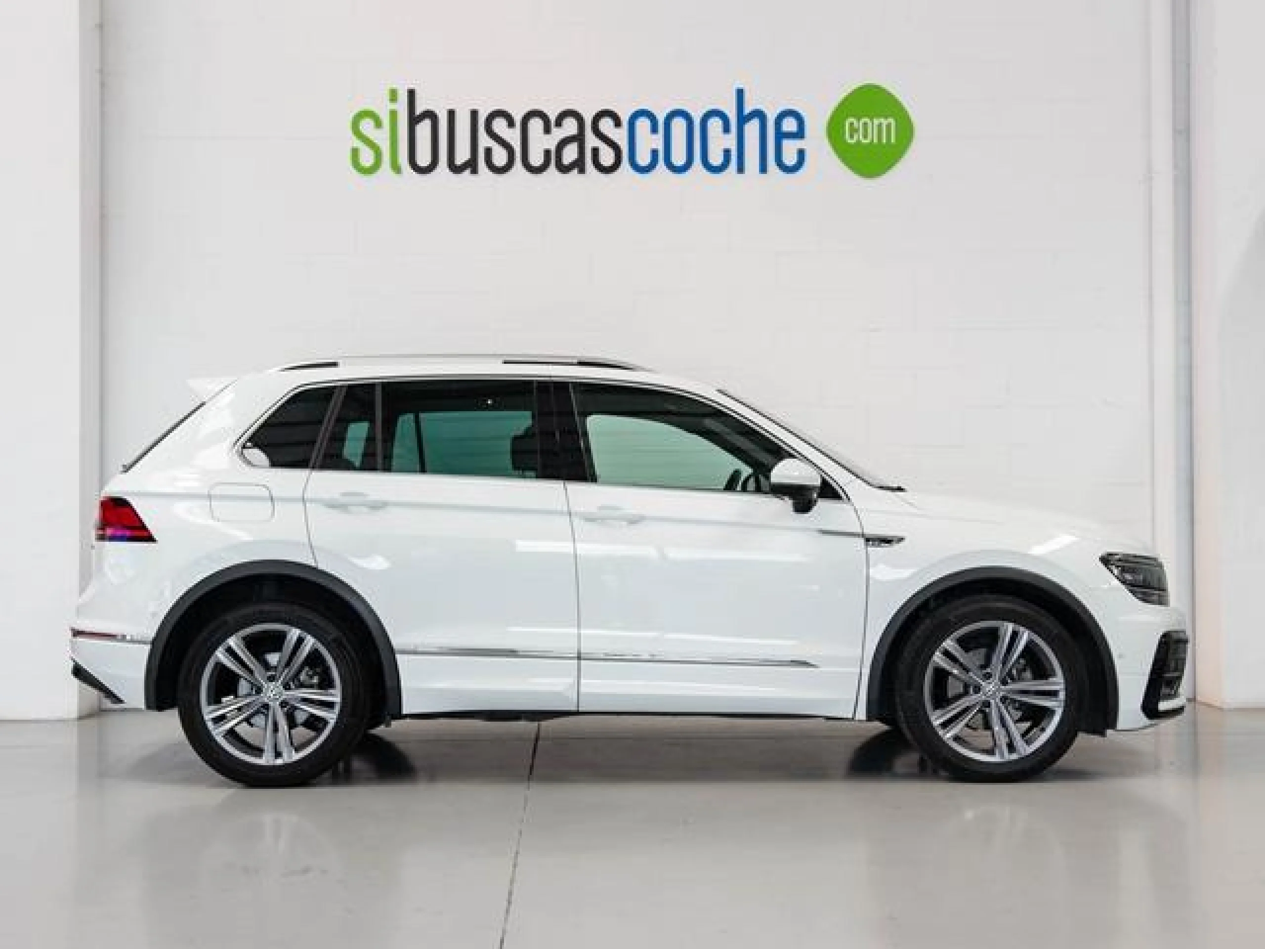 VOLKSWAGEN TIGUAN SPORT 2.0 TDI 110KW (150CV) 4MOTION DSG - Foto 3