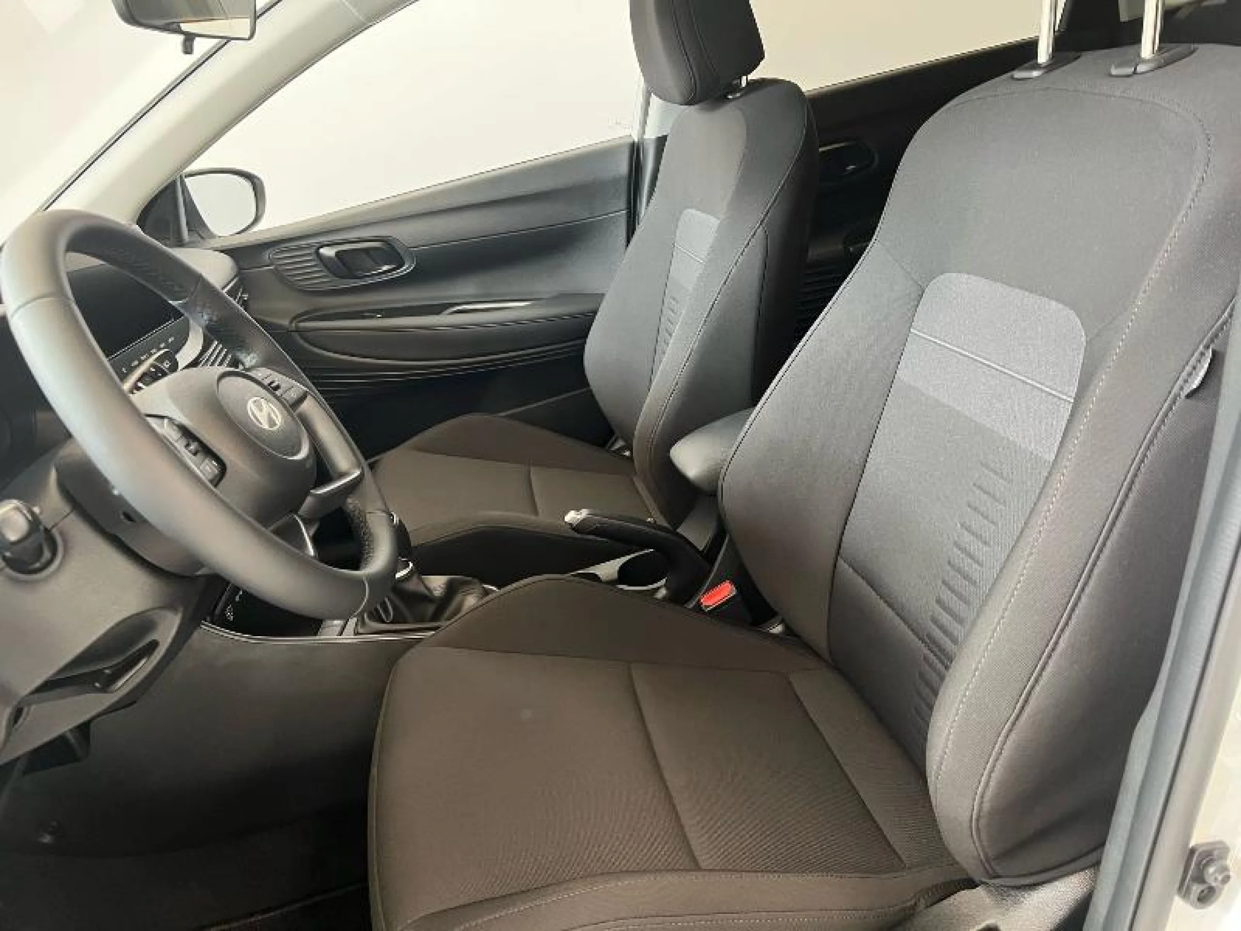 HYUNDAI BAYON 1.0 TGDI 74KW (100CV) 48V MAXX - Foto 9