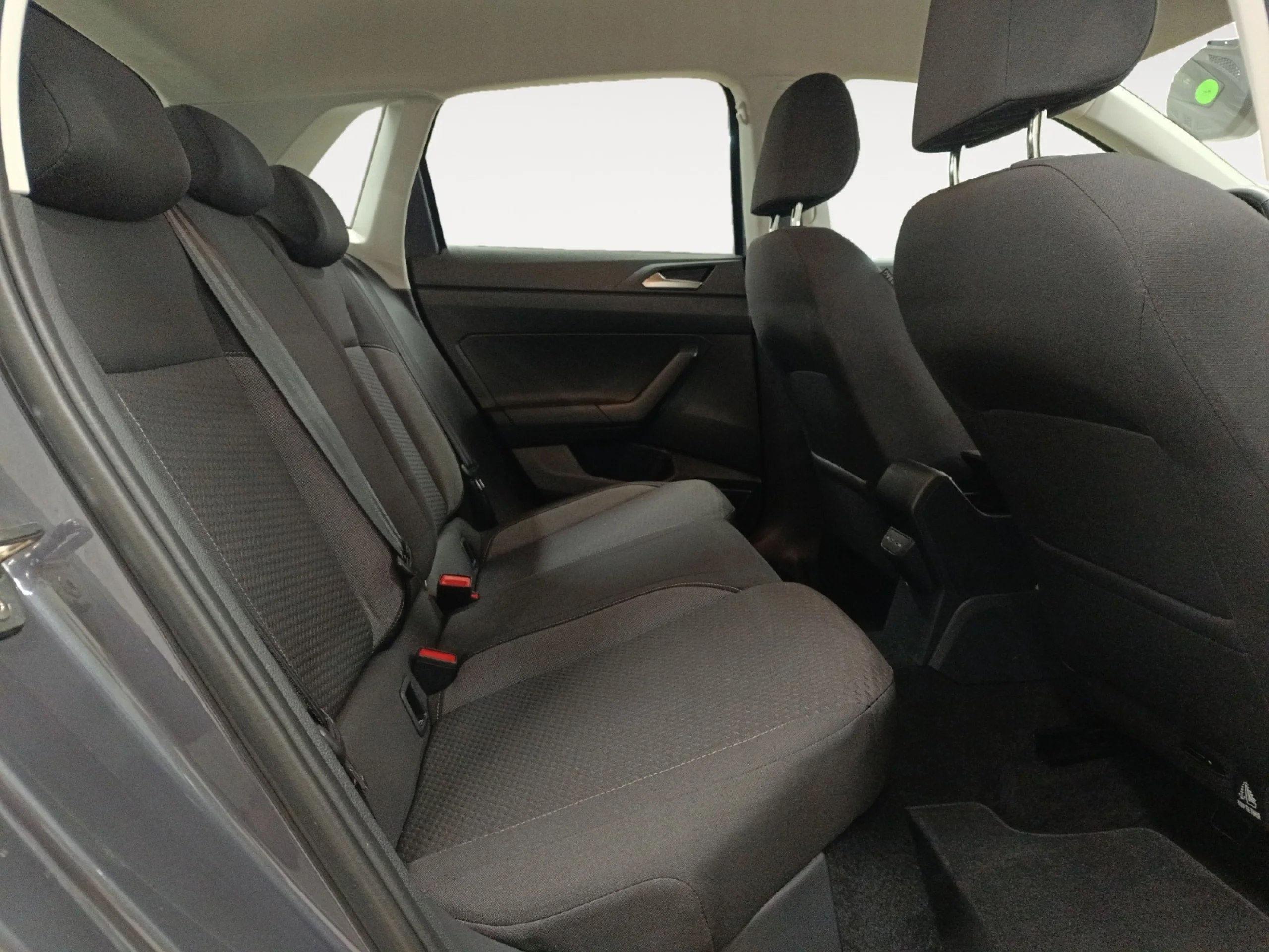 VOLKSWAGEN POLO LIFE 1.0 TSI 70KW (95CV) - Foto 6