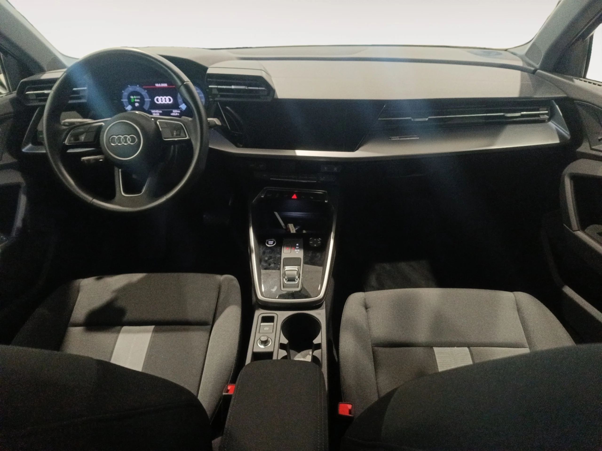 AUDI A3 SPORTBACK ADVANCED 35 TFSI 110KW S TRON - Foto 4