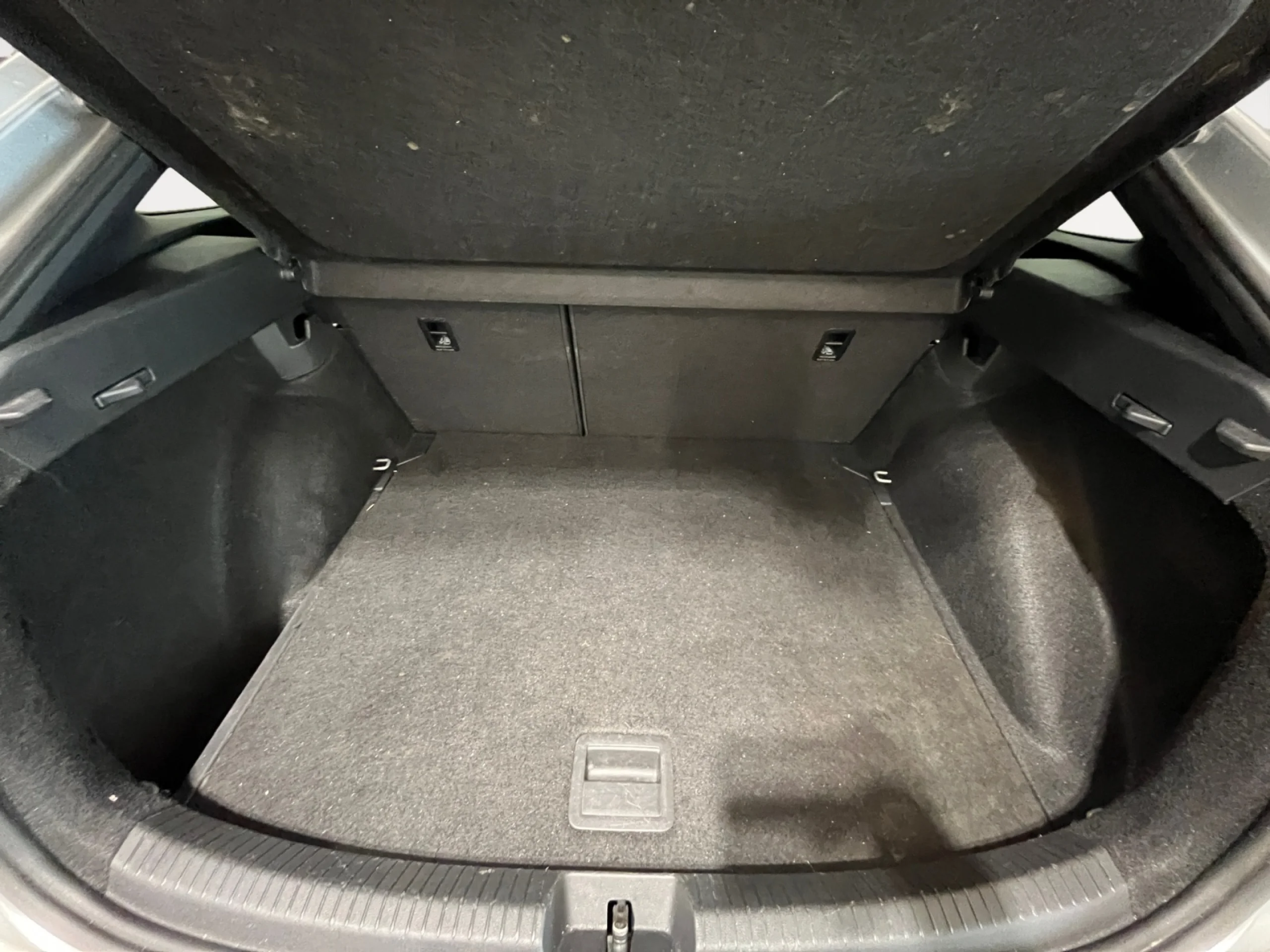 VOLKSWAGEN TAIGO R LINE 1.0 TSI 81KW (110CV) DSG - Foto 8