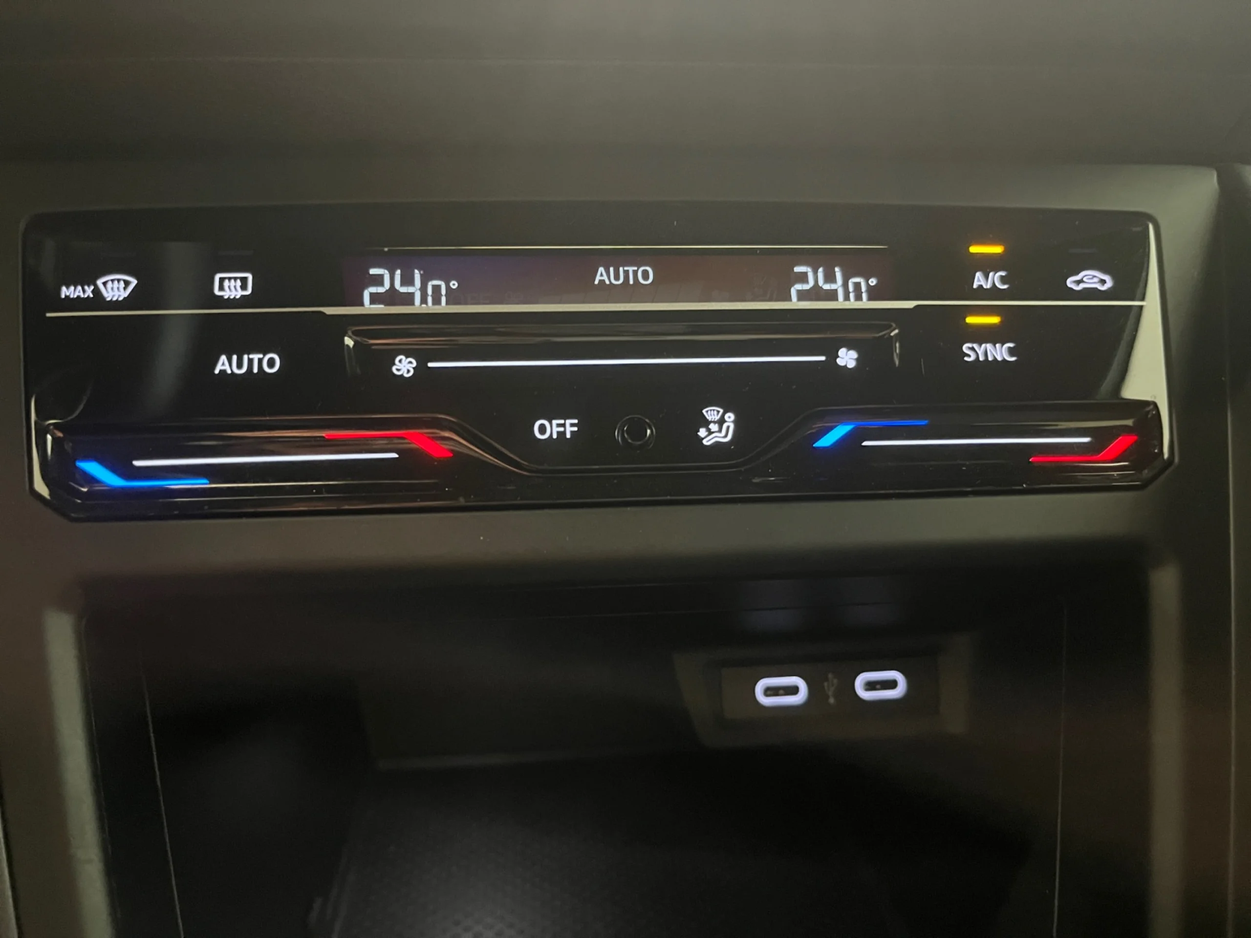 VOLKSWAGEN TAIGO R LINE 1.0 TSI 81KW (110CV) DSG - Foto 16