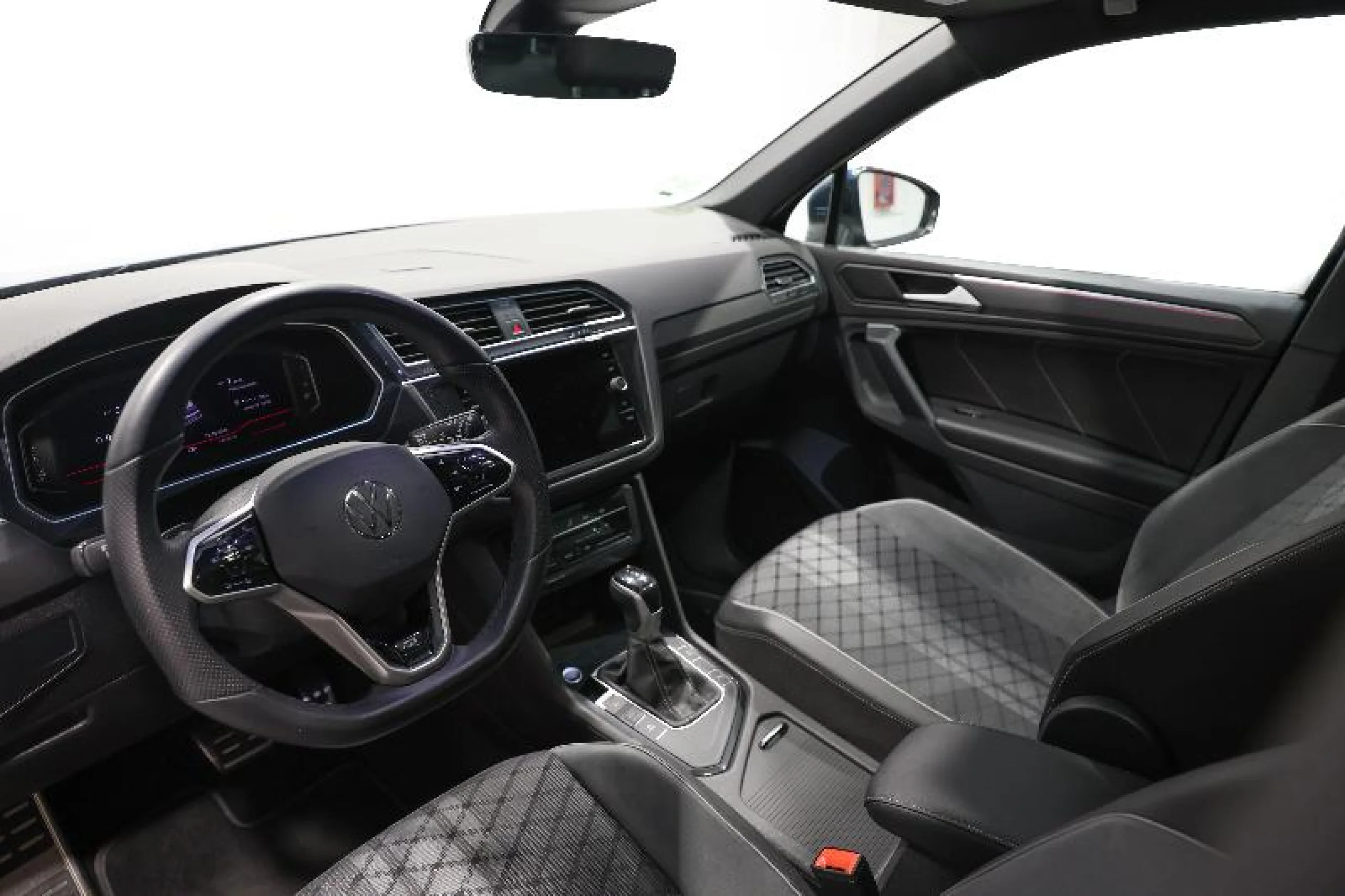 VOLKSWAGEN TIGUAN R LINE 1.5 TSI 110KW (150CV) DSG - Foto 13