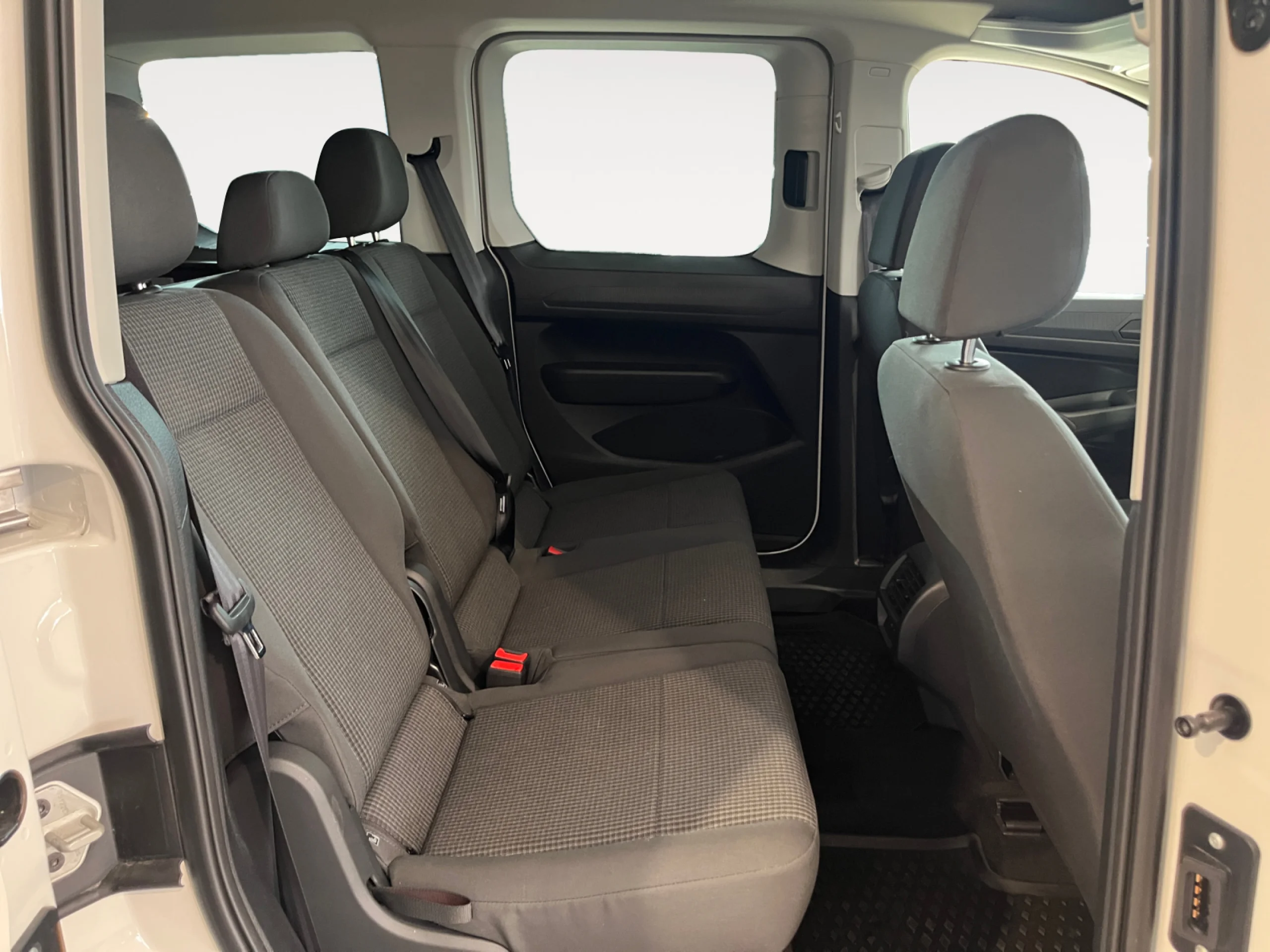 VOLKSWAGEN CADDY CADDY ORIGIN 5 ASIENTOS 1.5 TSI HYBRID 85 KW (116 CV) / 85 KW (116 CV) DSG 6 VEL. - Foto 6