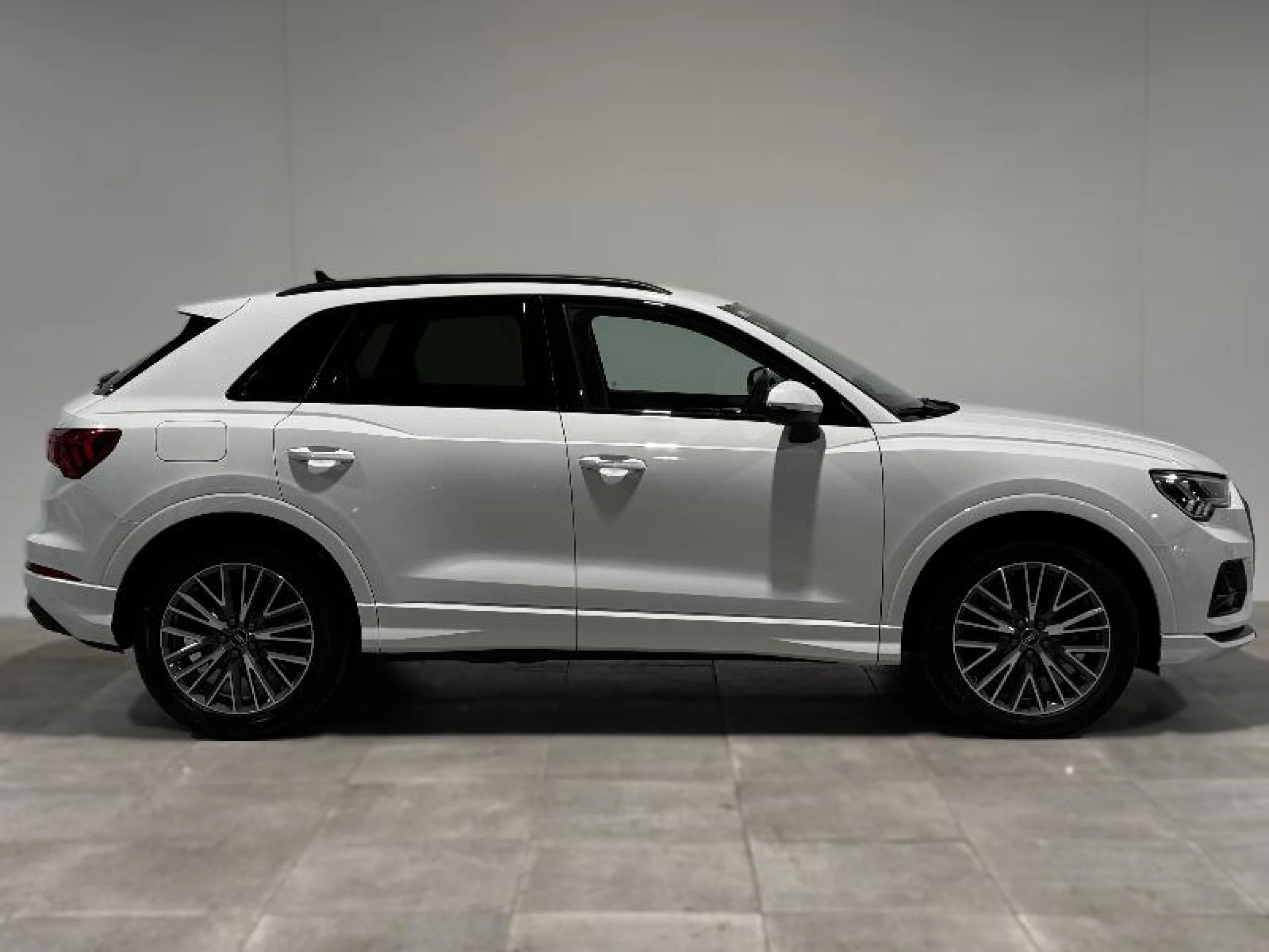 AUDI Q3 ADVANCED 35 TDI 110KW (150CV) S TRONIC - Foto 3