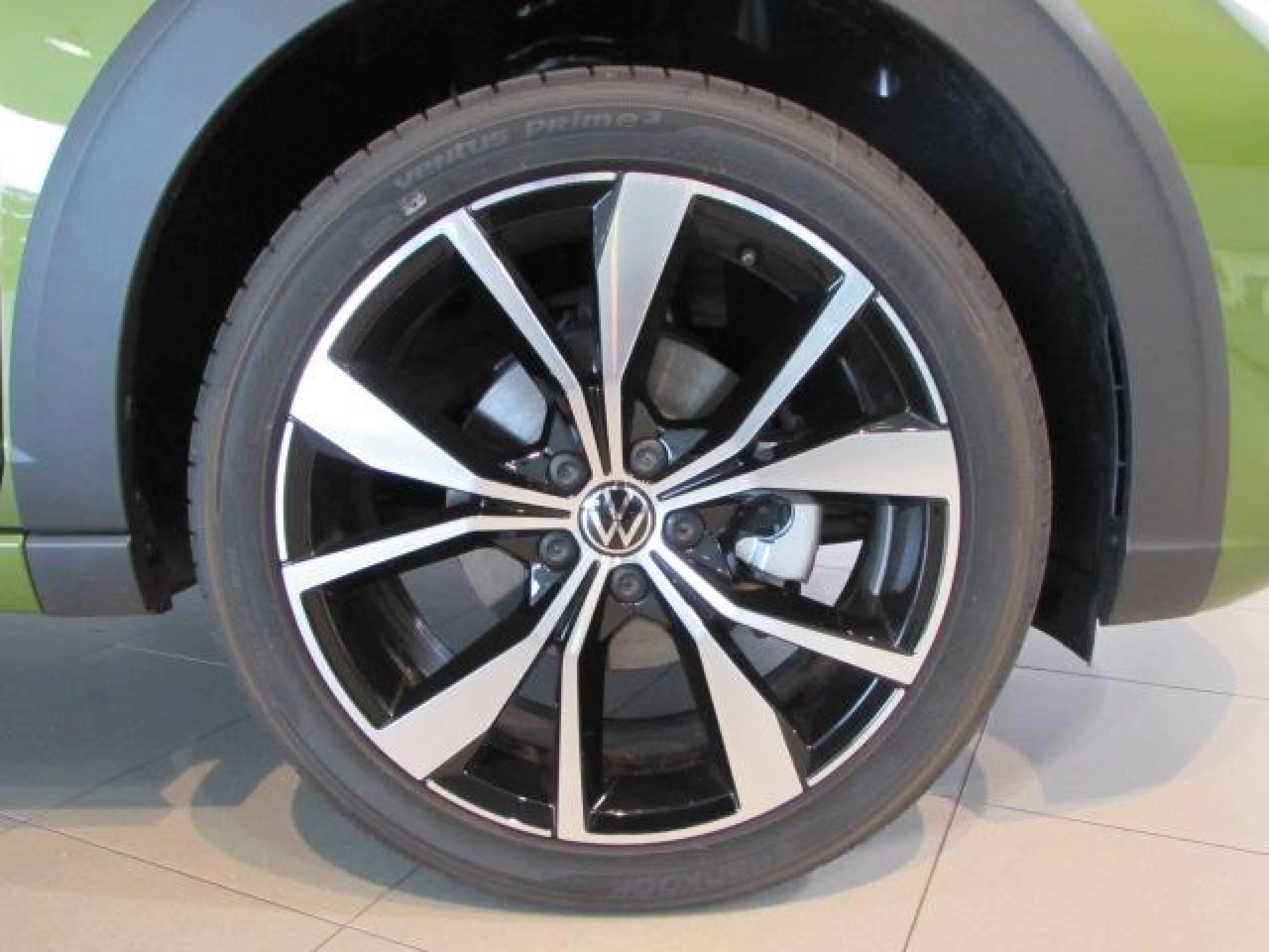 VOLKSWAGEN TAIGO R LINE 1.0 TSI 81KW (110CV) DSG - Foto 8