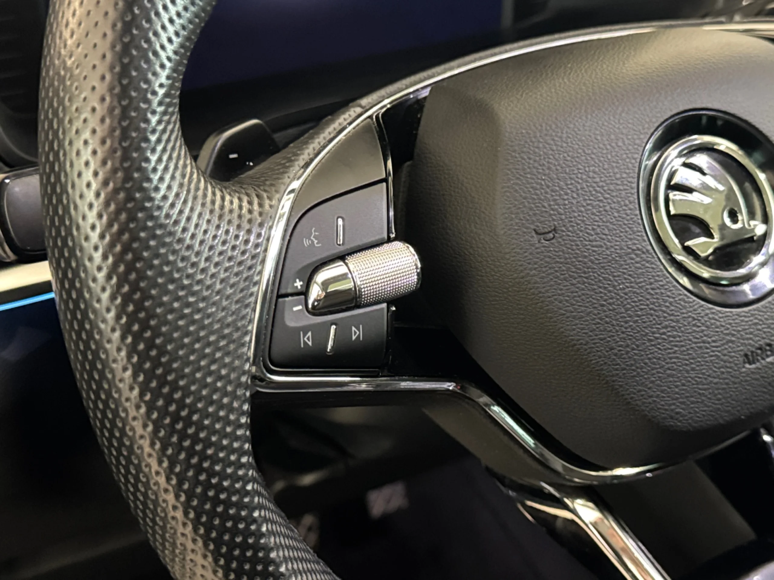 SKODA KAROQ 1.5 TSI 110KW (150CV) DSG ACT STYLE - Foto 11