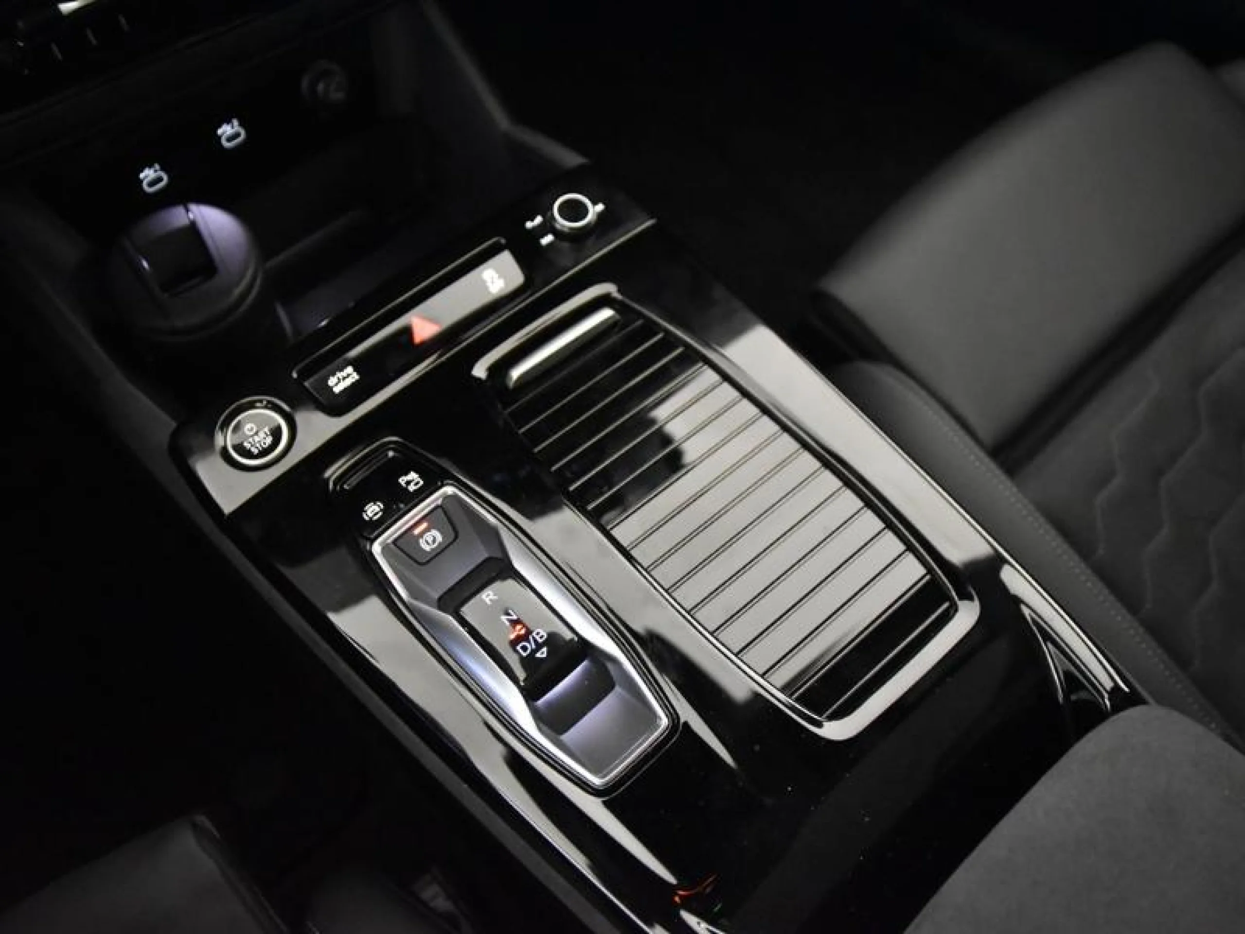 AUDI A6 E TRON AVANT BLACK LINE E TRON - Foto 14