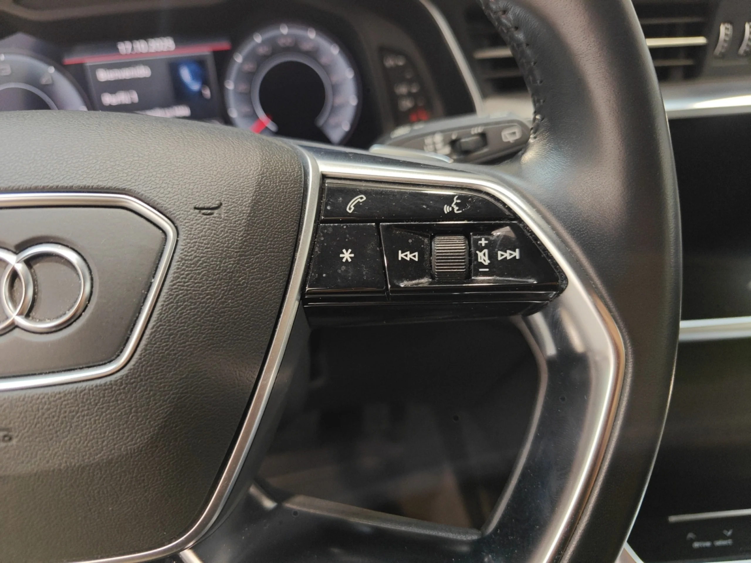 AUDI A6 AVANT DESIGN 40 TDI 150KW (204CV) S TRO. - Foto 13