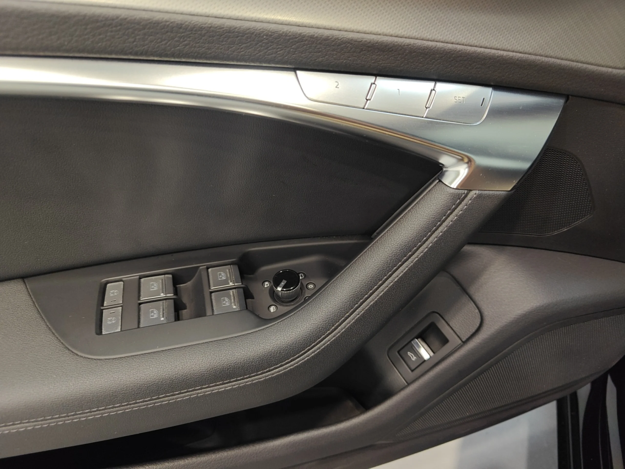 AUDI A6 AVANT DESIGN 40 TDI 150KW (204CV) S TRO. - Foto 16