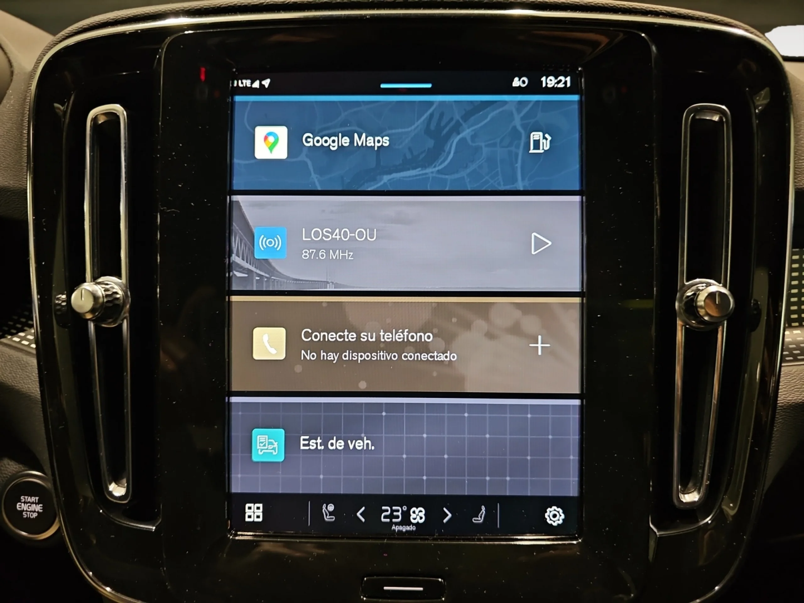 VOLVO XC40 2.0 B3 G PLUS DARK AUTO - Foto 10