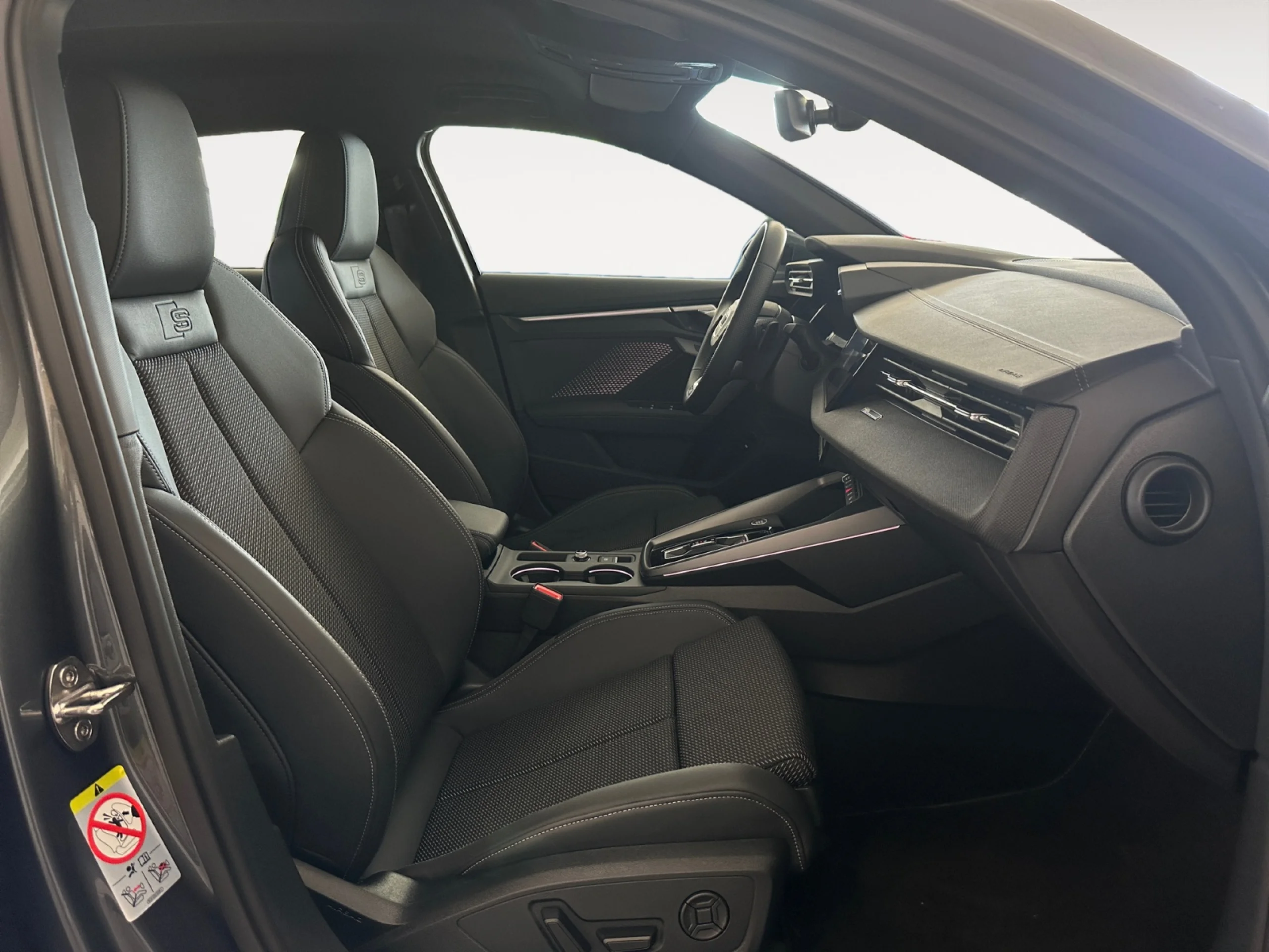 AUDI A3 SPORTBACK S LINE 35 TDI 110KW (150CV) - Foto 9