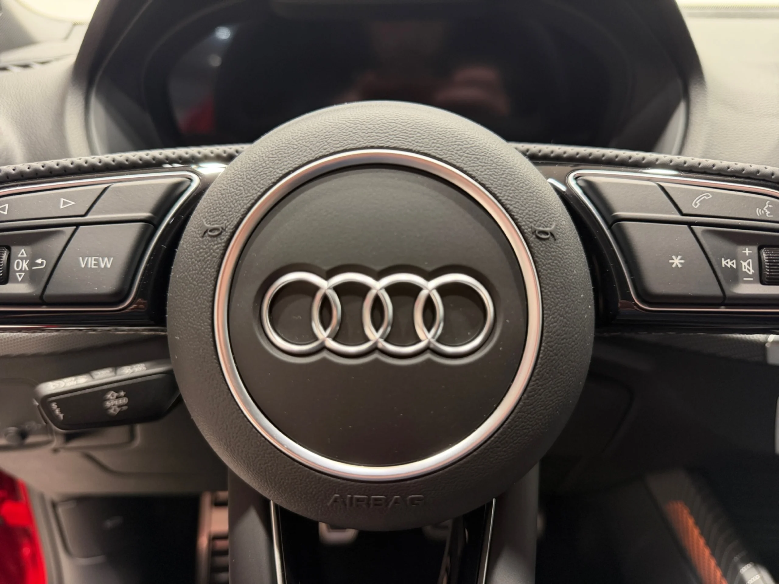 AUDI Q2 ADRENALIN BLACK EDIT 30 TDI 85KW (116CV) - Foto 10