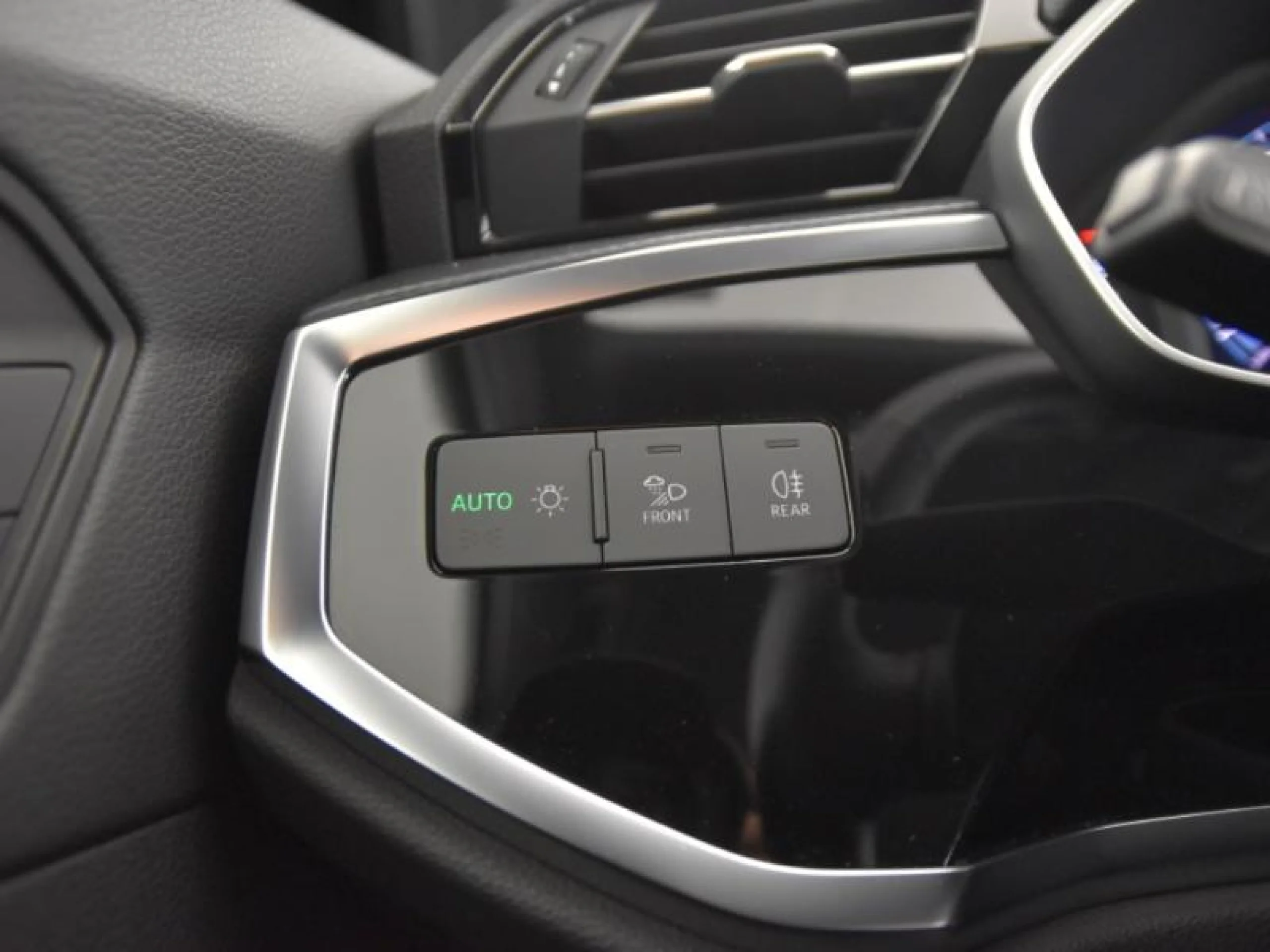 AUDI Q3 ADVANCED 35 TFSI 110KW (150CV) S TRONIC - Foto 20
