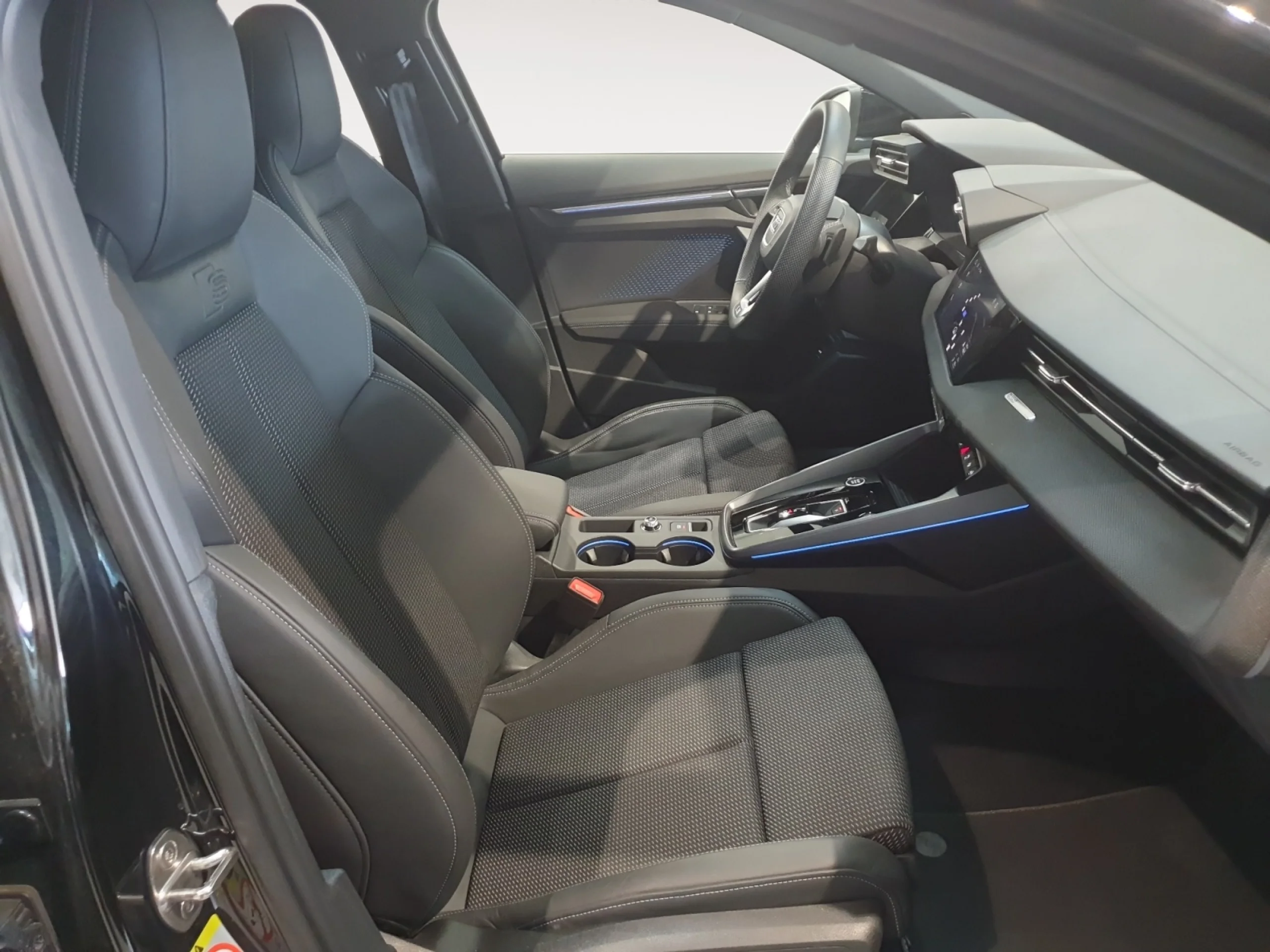 AUDI A3 SPORTBACK GENUINE 35 TDI 110KW S TRONIC - Foto 7