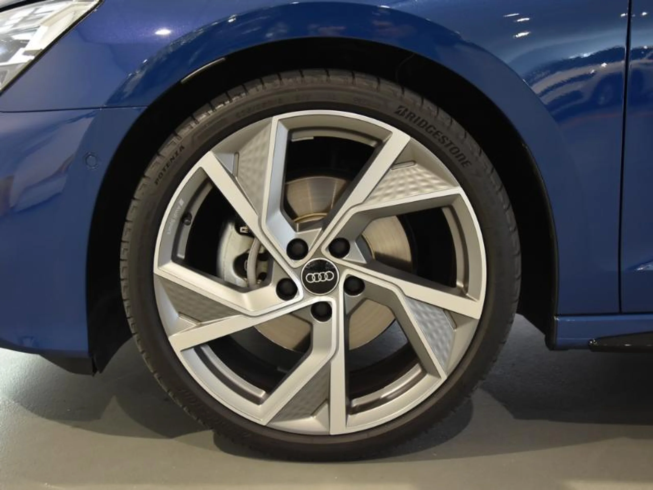 AUDI A3 SEDAN BLACK LINE 35 TDI 110KW S TRONIC - Foto 8