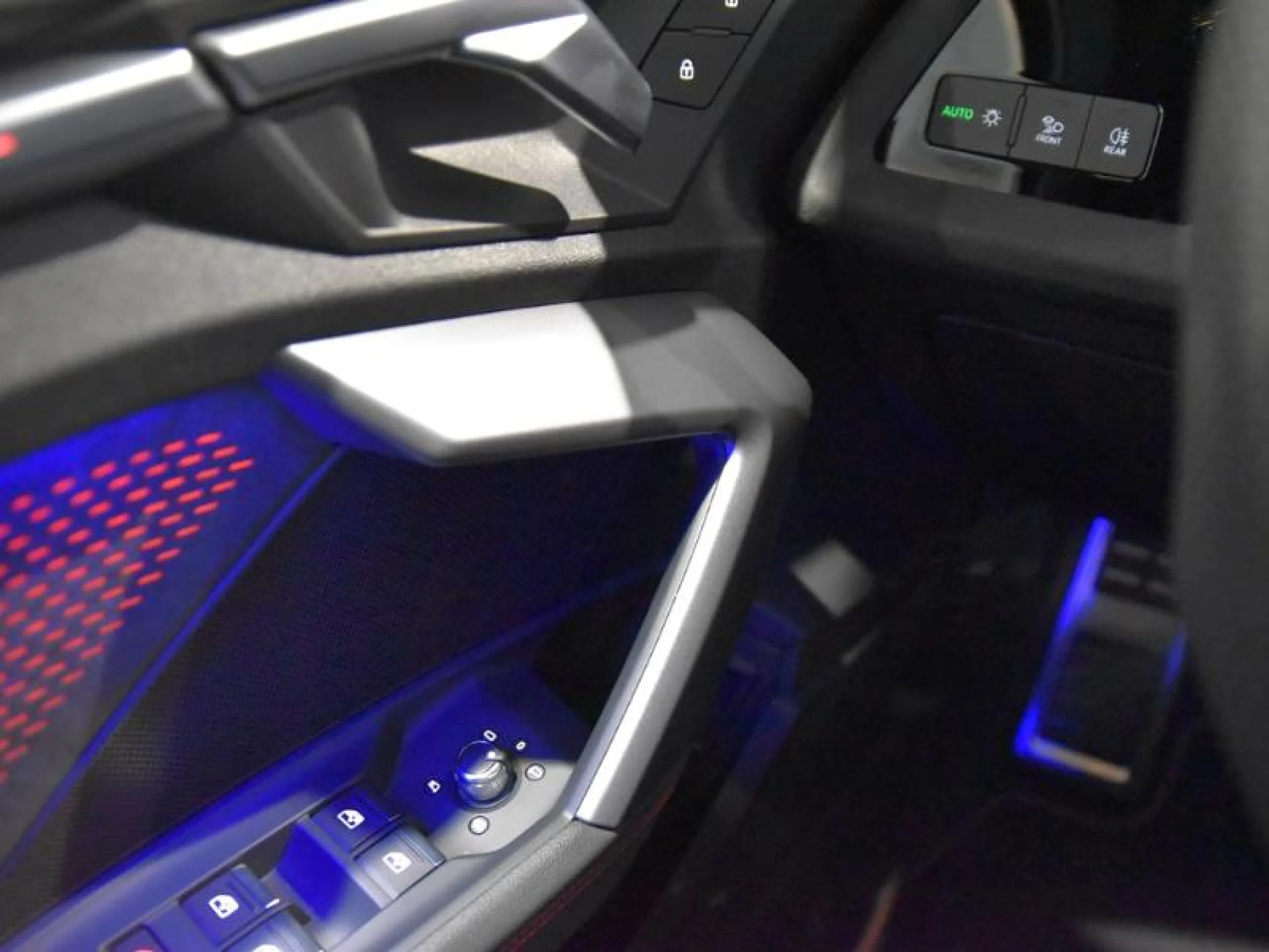 AUDI A3 SEDAN BLACK LINE 35 TDI 110KW S TRONIC - Foto 17