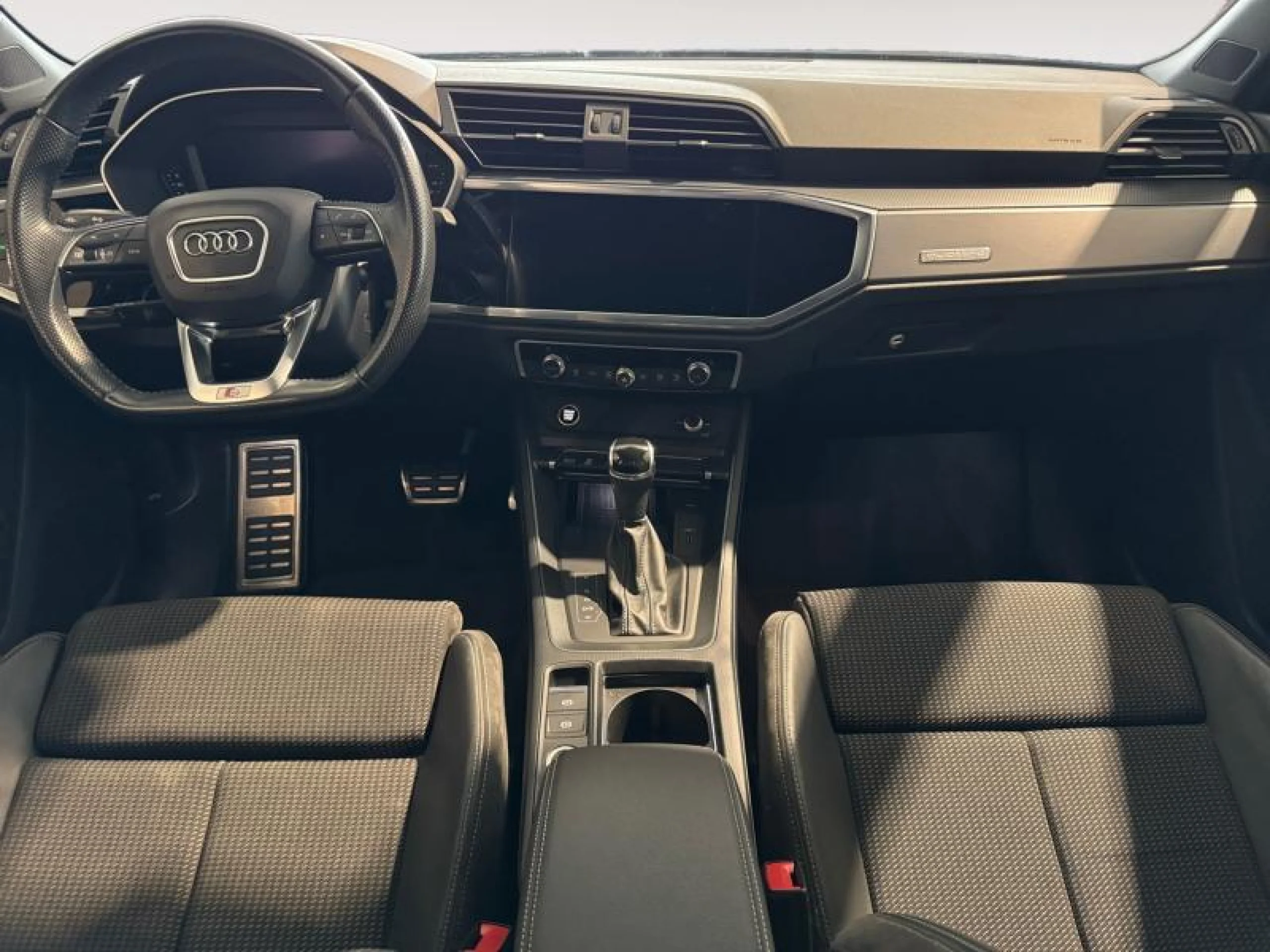 AUDI Q3 SPORTBACK 40 TDI 140KW S TRONIC QUATTRO BLACK LINE - Foto 4