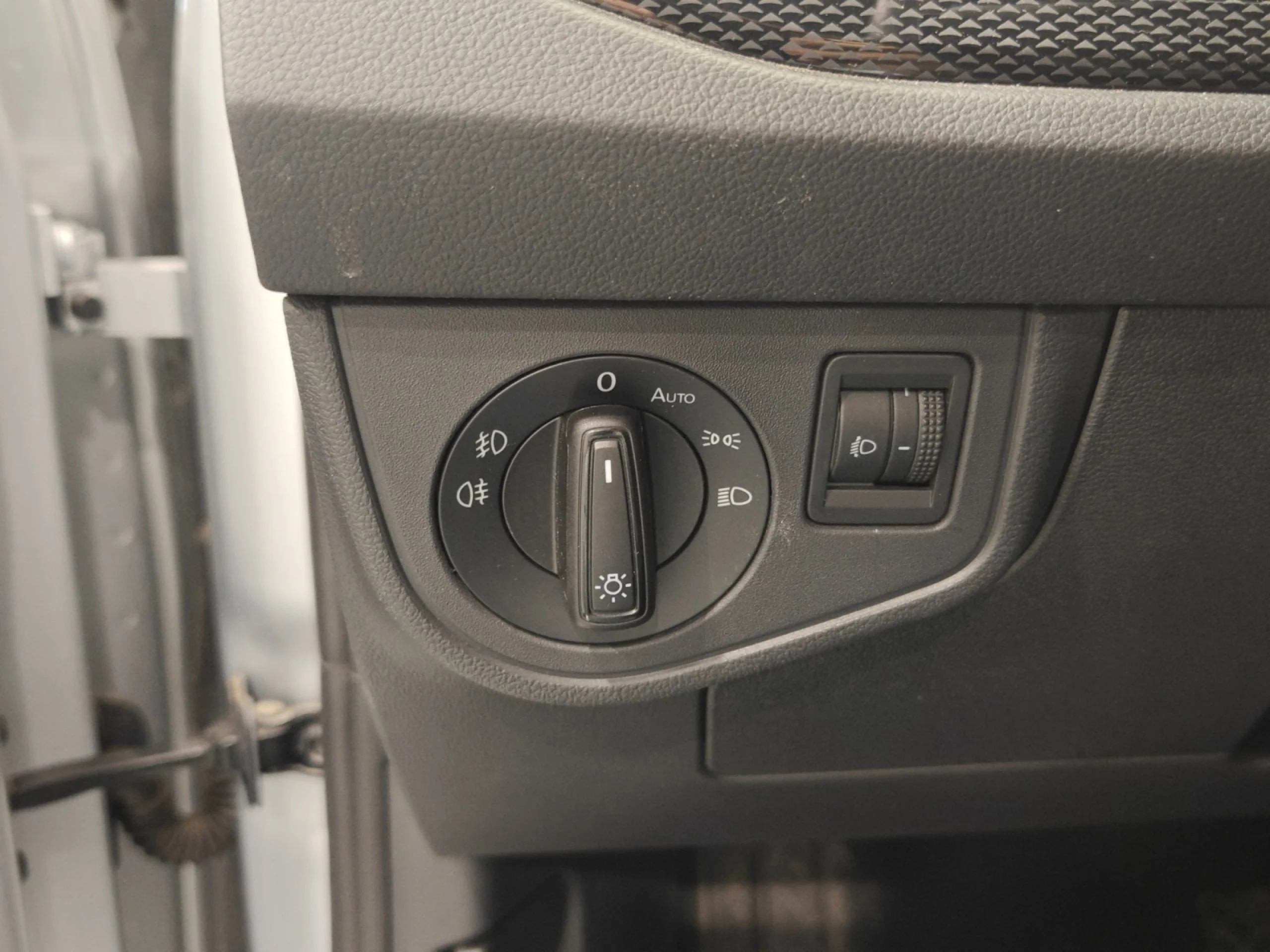 VOLKSWAGEN TAIGO ··MÁS·· 1.0 TSI 85KW (115CV) - Foto 12
