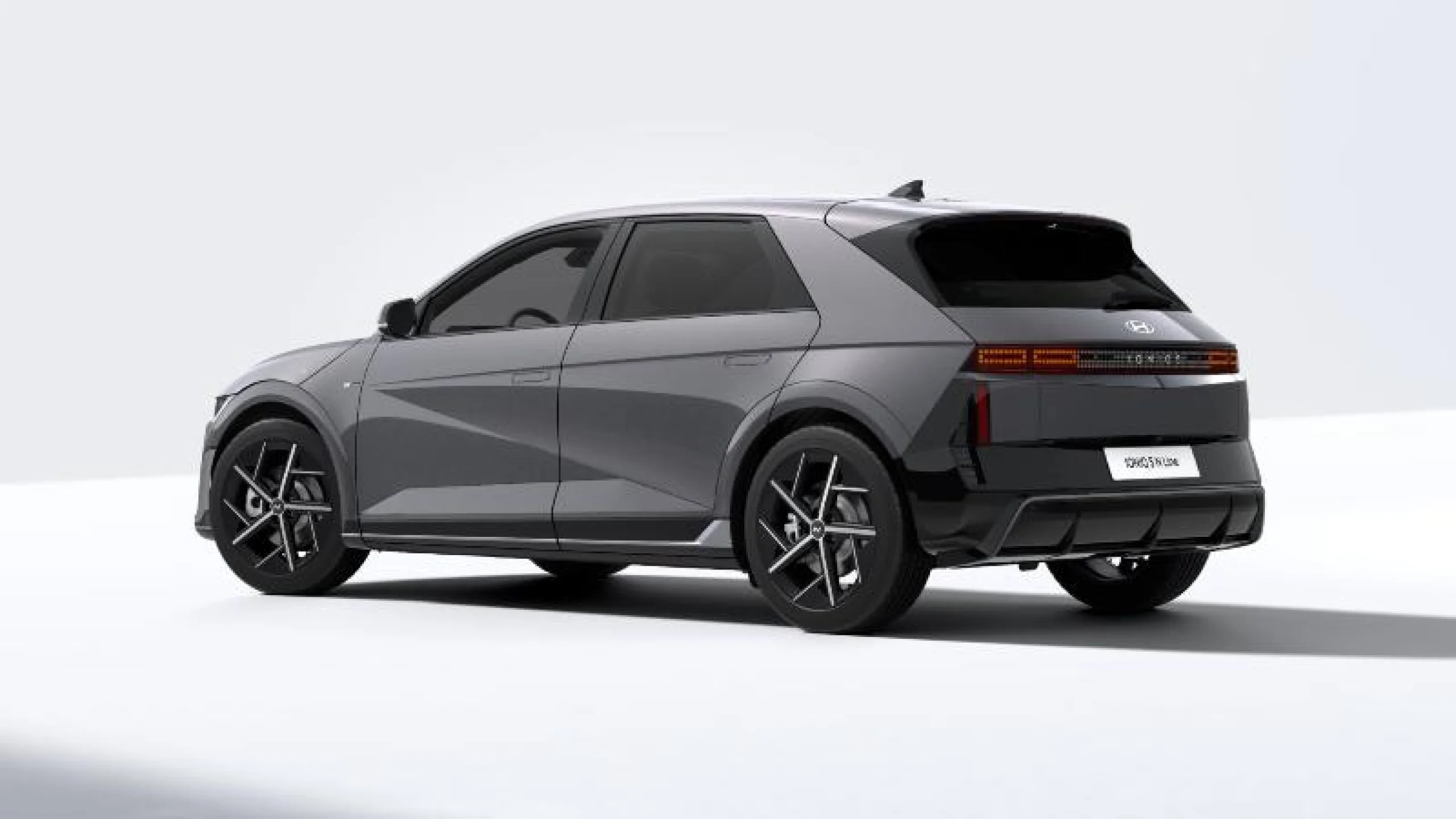 HYUNDAI IONIQ 5 84KWH 168KW (228CV) N LINE RWD - Foto 6