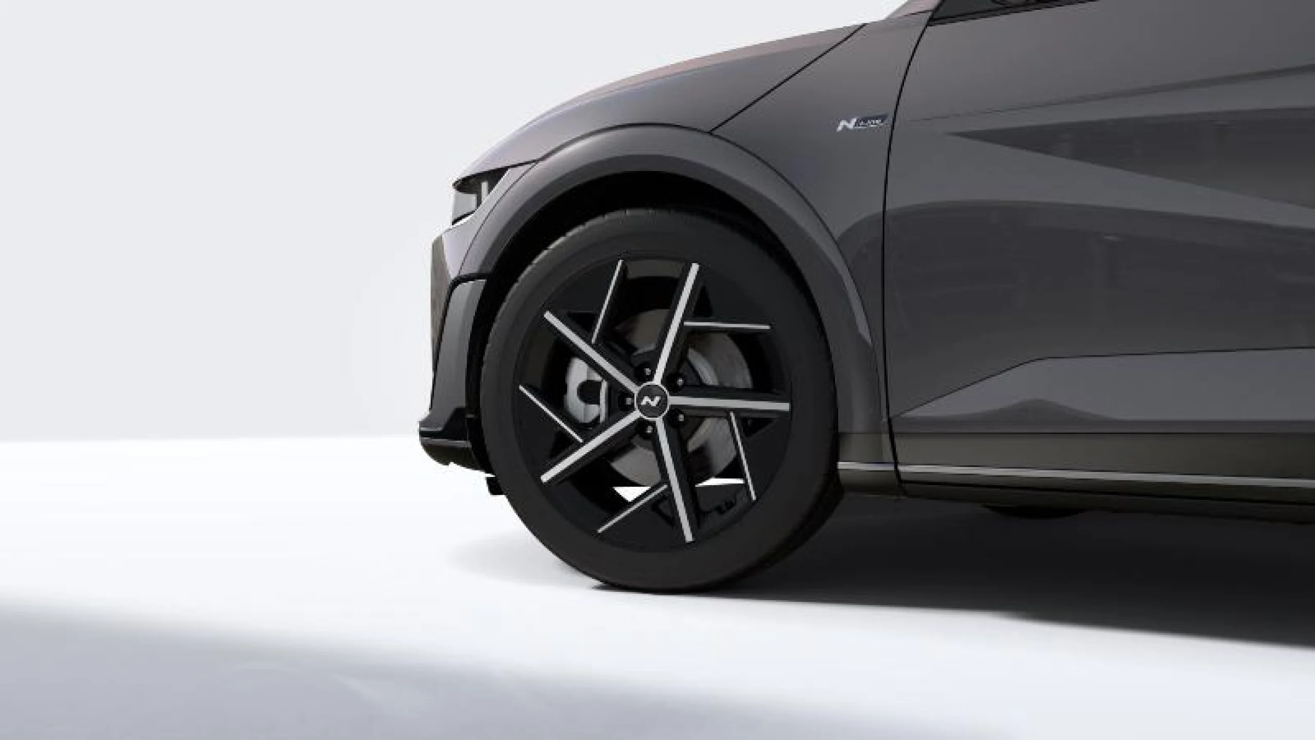 HYUNDAI IONIQ 5 84KWH 168KW (228CV) N LINE RWD - Foto 7