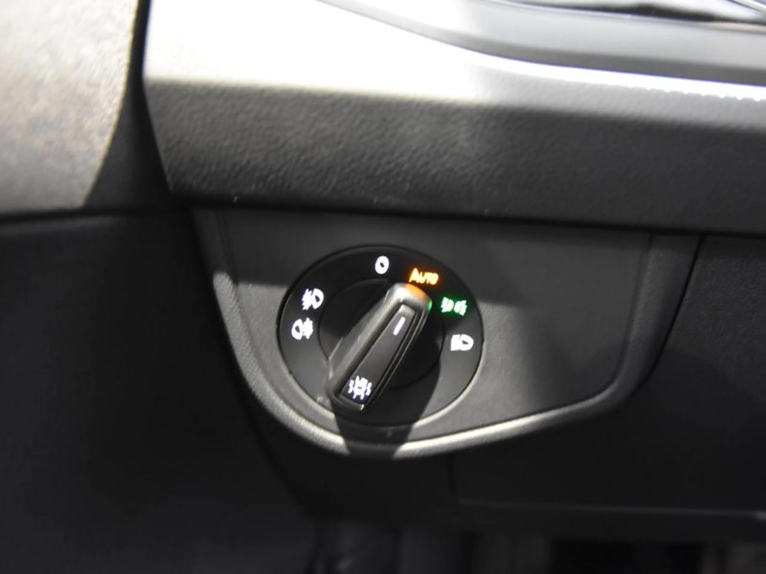 VOLKSWAGEN TAIGO R LINE 1.0 TSI 81KW (110CV) - Foto 17