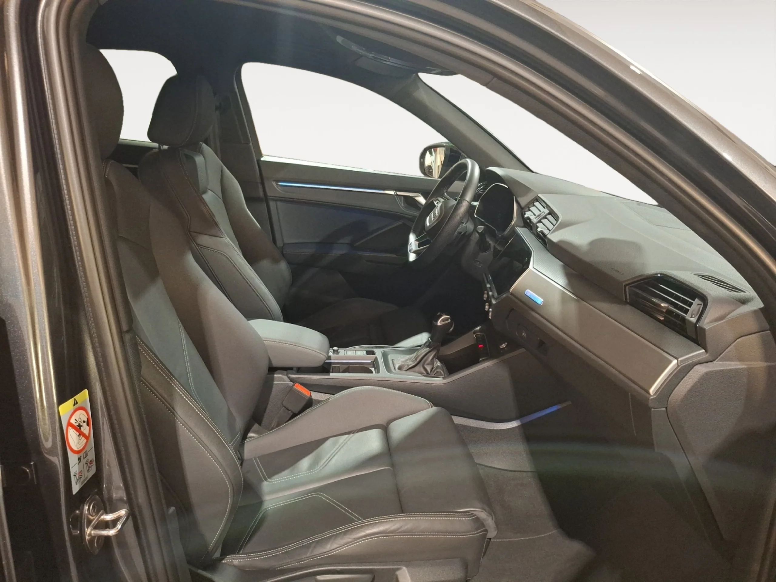 AUDI Q3 SPORTBACK 35 TFSI 110KW(150CV) S TRONIC BLACK LINE - Foto 8