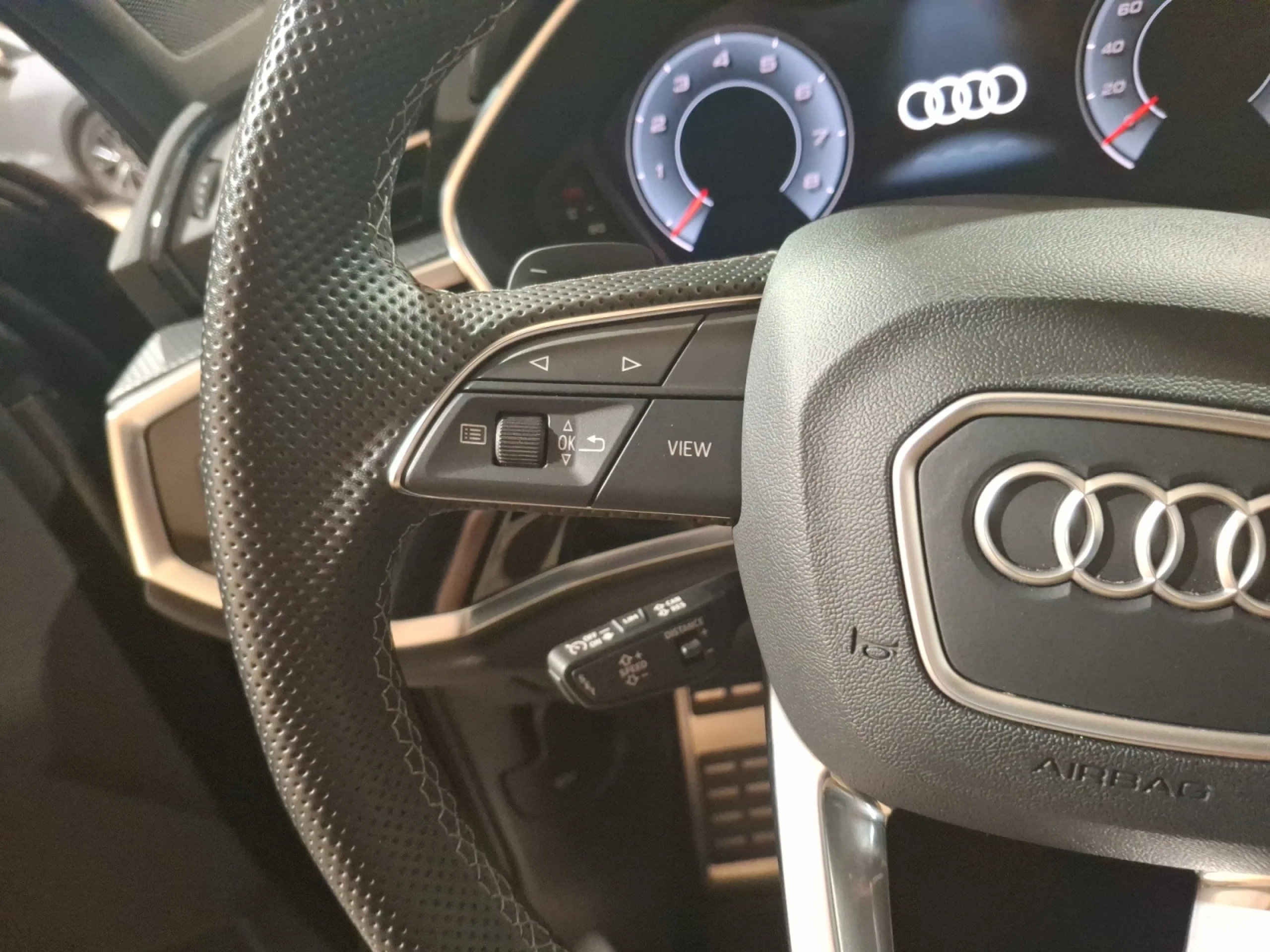 AUDI Q3 SPORTBACK 35 TFSI 110KW(150CV) S TRONIC BLACK LINE - Foto 14