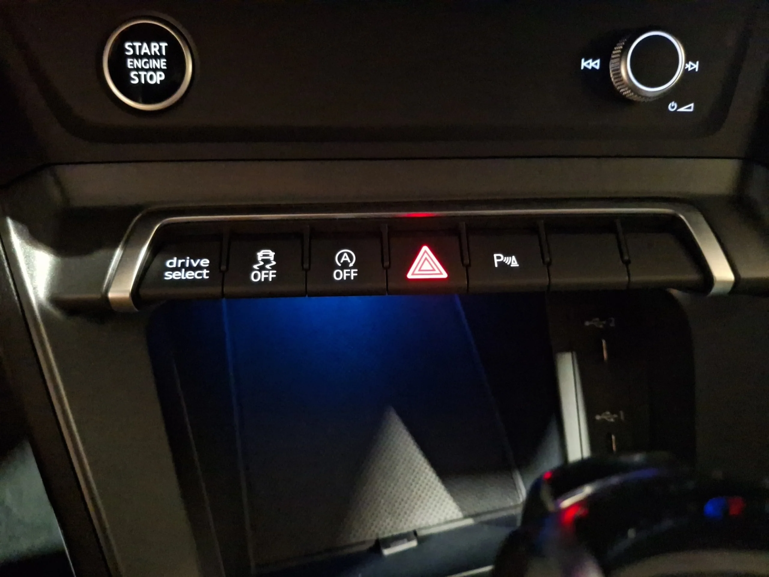 AUDI Q3 SPORTBACK 35 TFSI 110KW(150CV) S TRONIC BLACK LINE - Foto 16