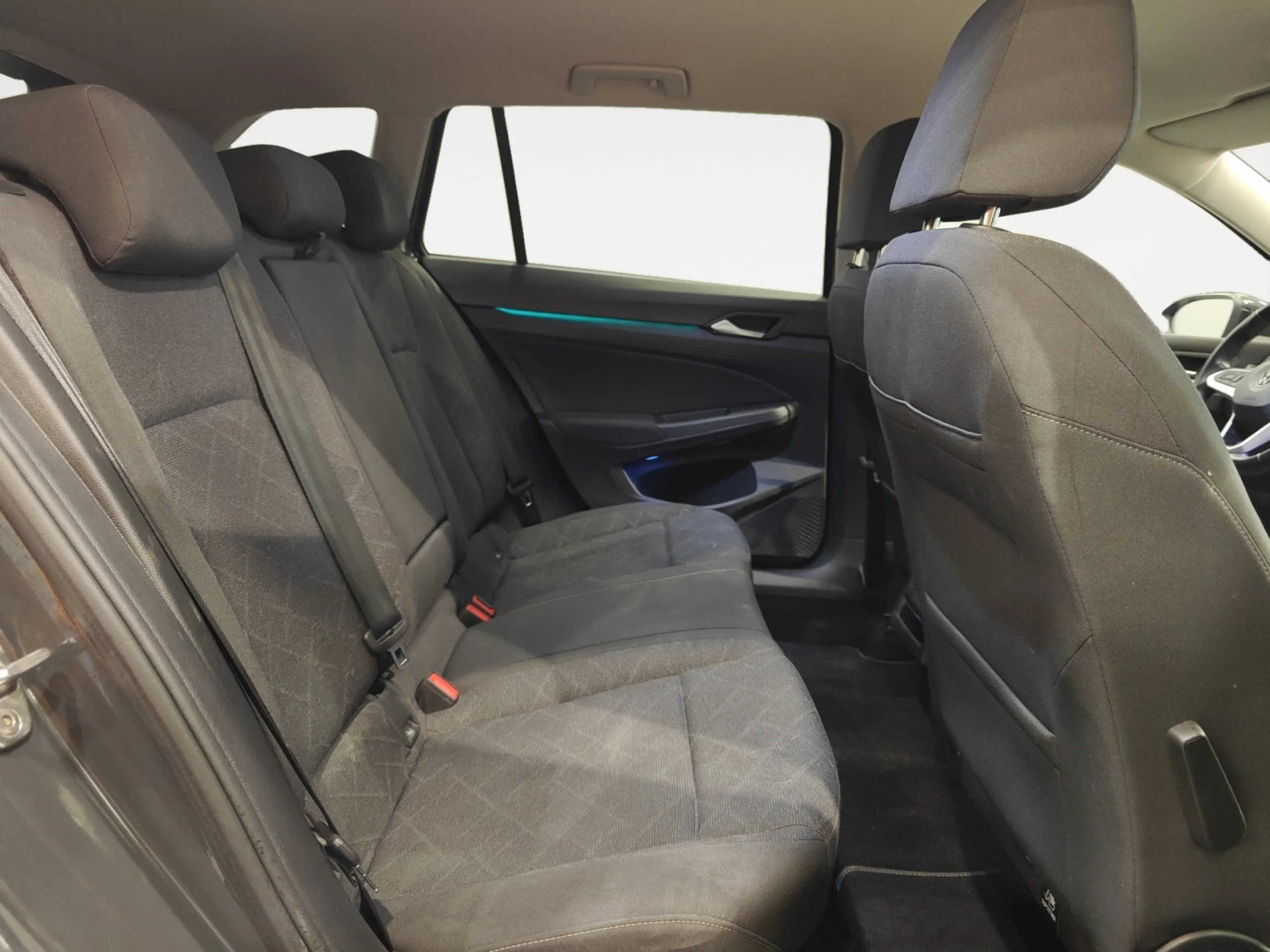 VOLKSWAGEN GOLF LIFE 2.0 TDI 85KW (115CV) VARIANT - Foto 6