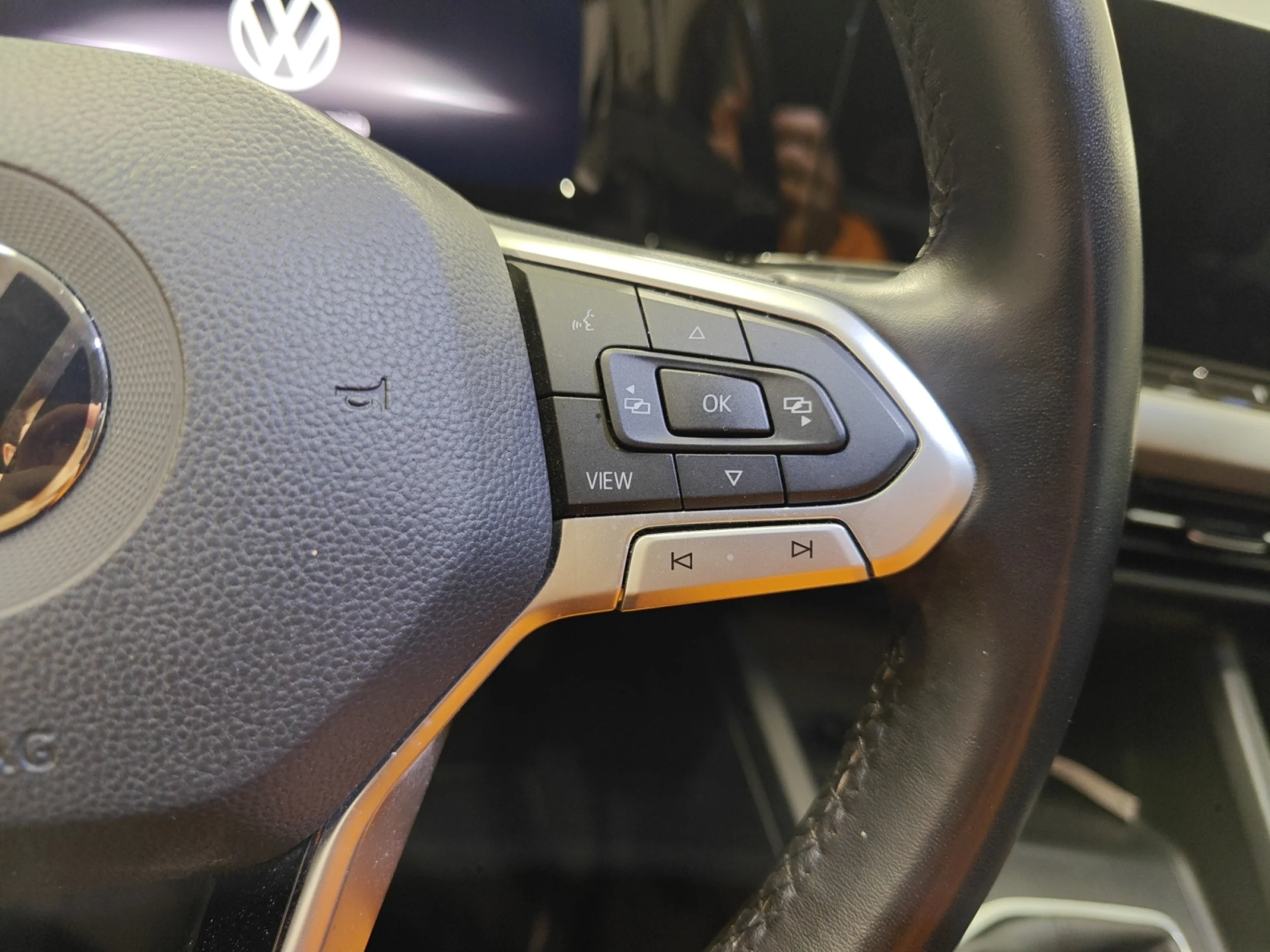 VOLKSWAGEN GOLF LIFE 2.0 TDI 85KW (115CV) VARIANT - Foto 10