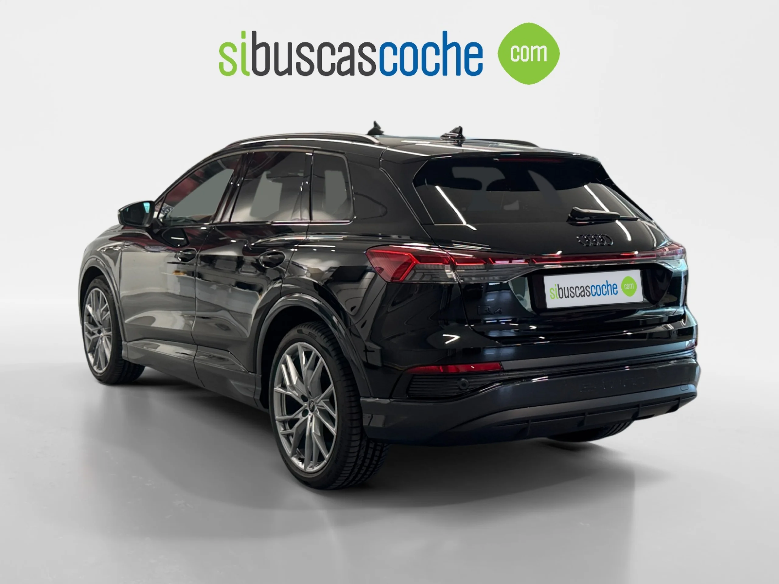 AUDI Q4 E TRON GENUINE EDITION 45 E TRON 210KW 82KWH - Foto 2
