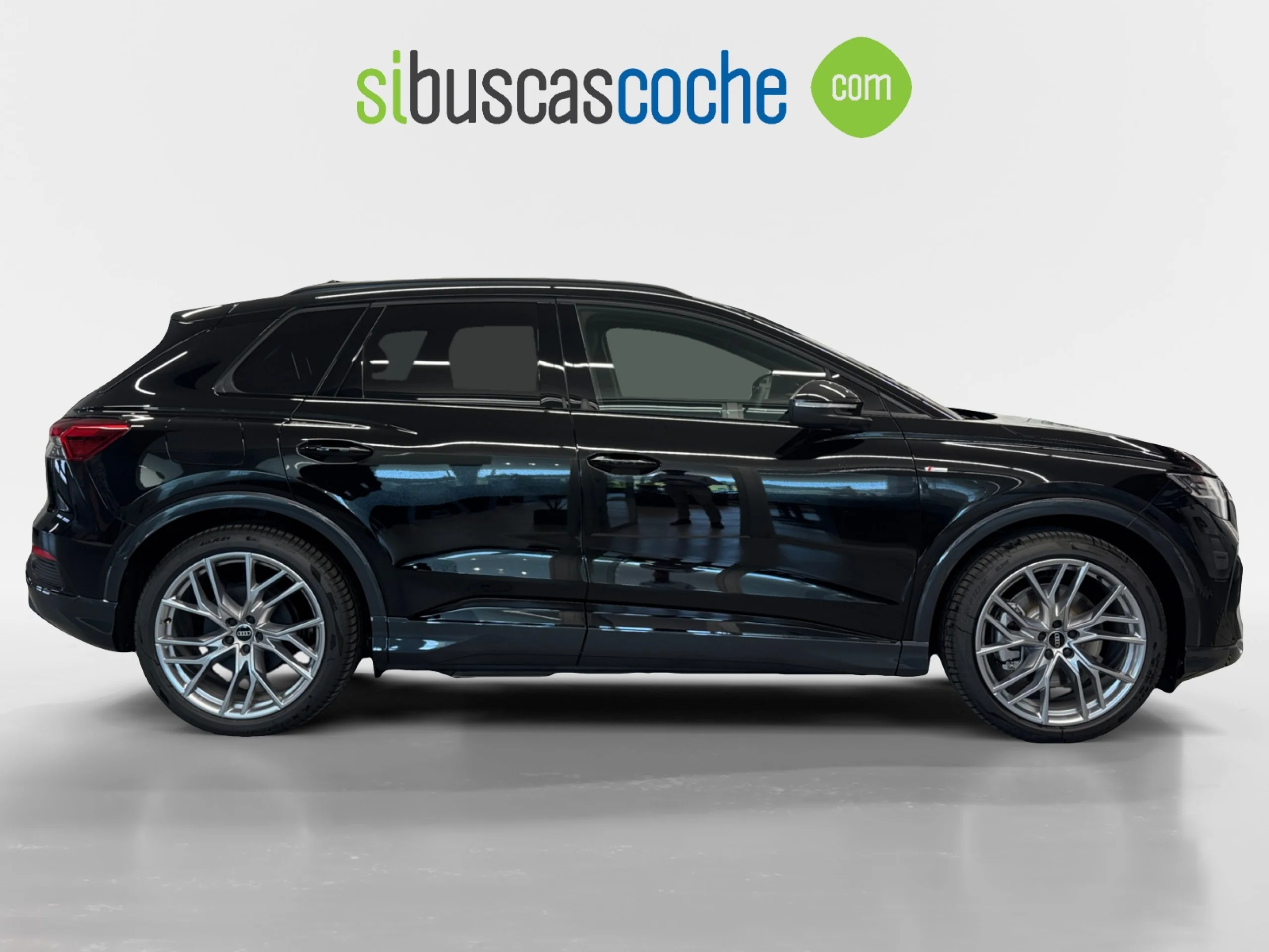 AUDI Q4 E TRON GENUINE EDITION 45 E TRON 210KW 82KWH - Foto 3
