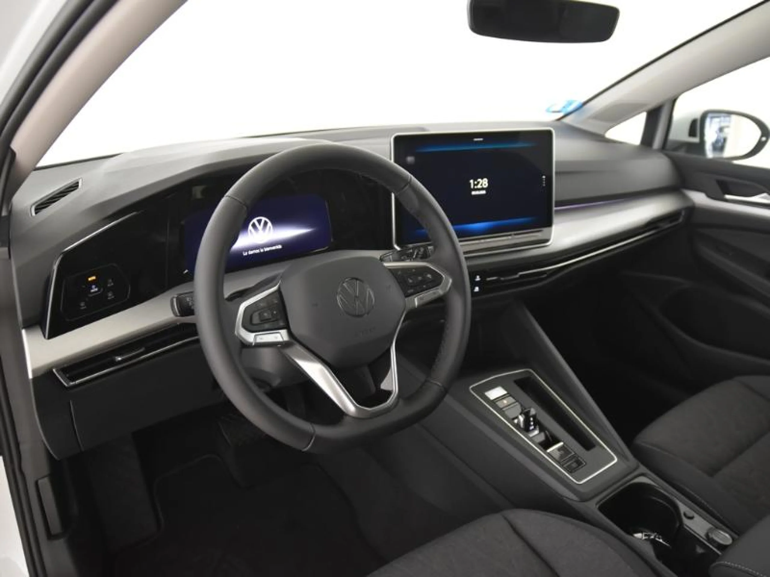 VOLKSWAGEN GOLF GOLF MATCH 1.5 TSI EHYBRID 110 KW (150 CV) / 85 KW (115 CV)  AUTOM TICO DSG 6 VEL. - Foto 9