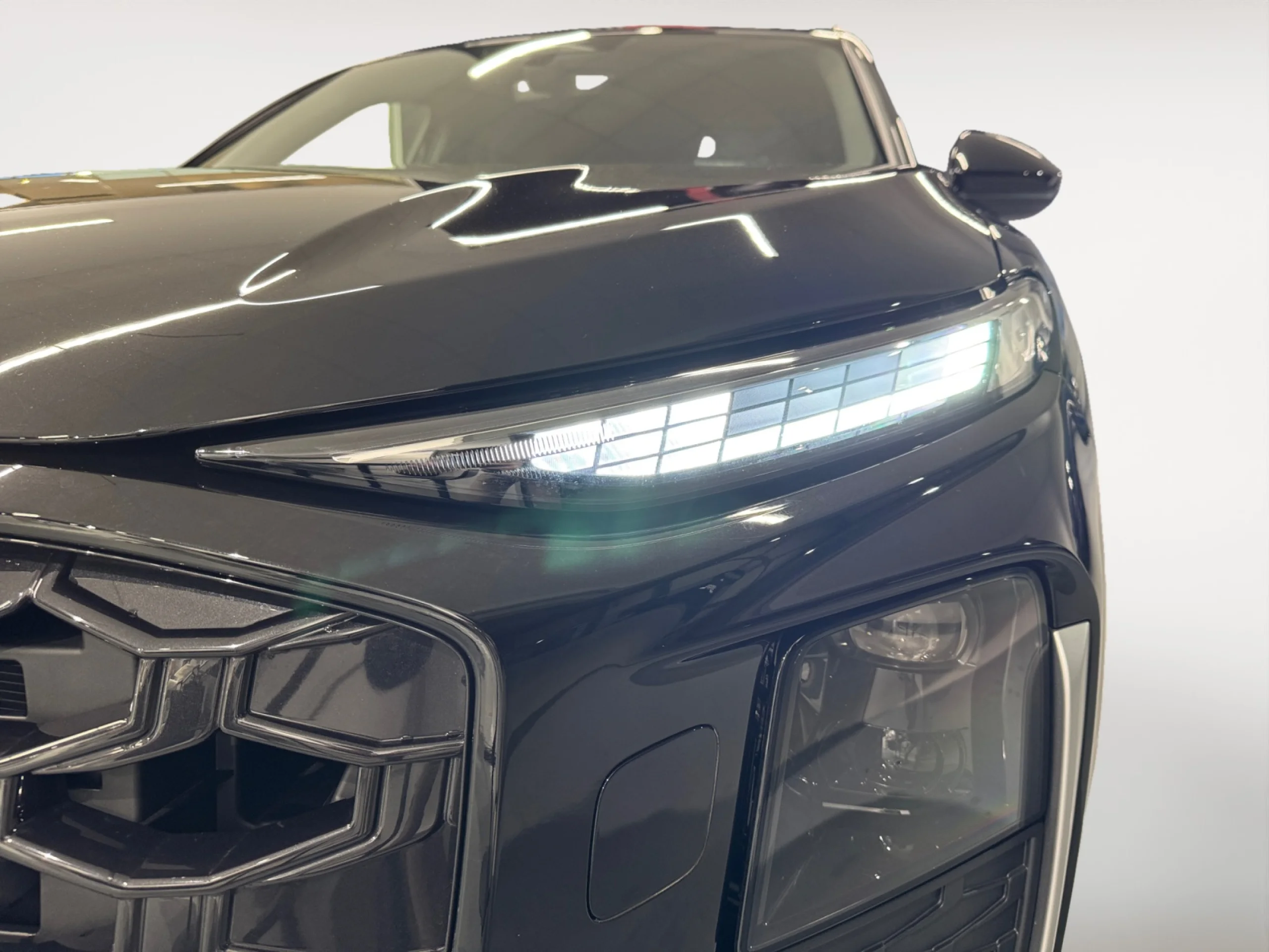 AUDI Q3 Q3 SUV LAUNCH EDITION E HYBRID  200 KW S TRONIC - Foto 16