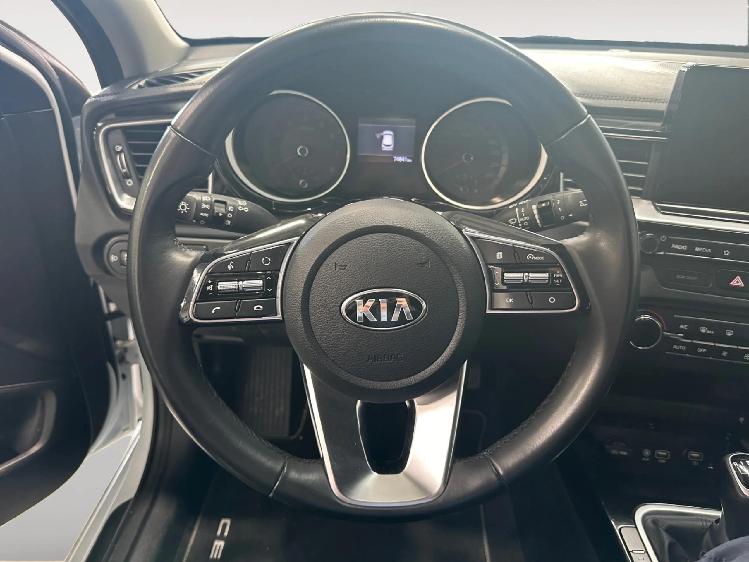 KIA CEED 1.0 T GDI 88KW (120CV) TECH - Foto 11
