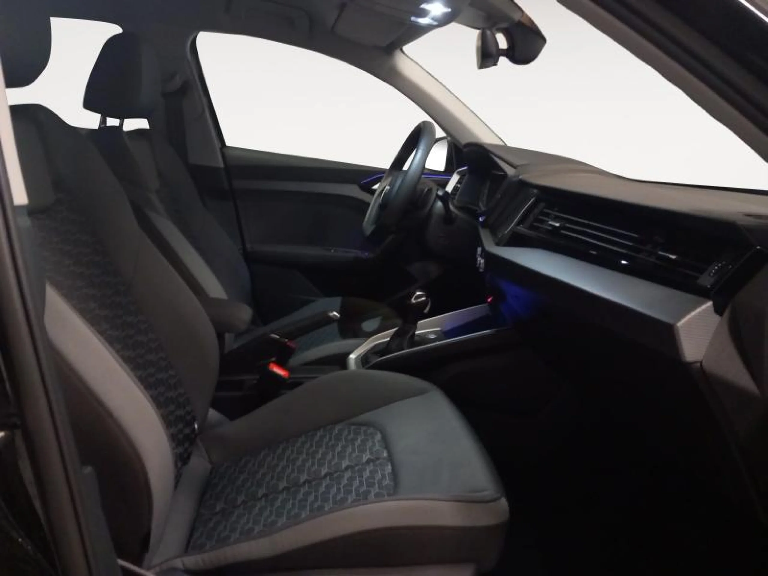 AUDI A1 SPORTBACK ADRENALIN BLACK ED 30TFSI 85KW - Foto 5