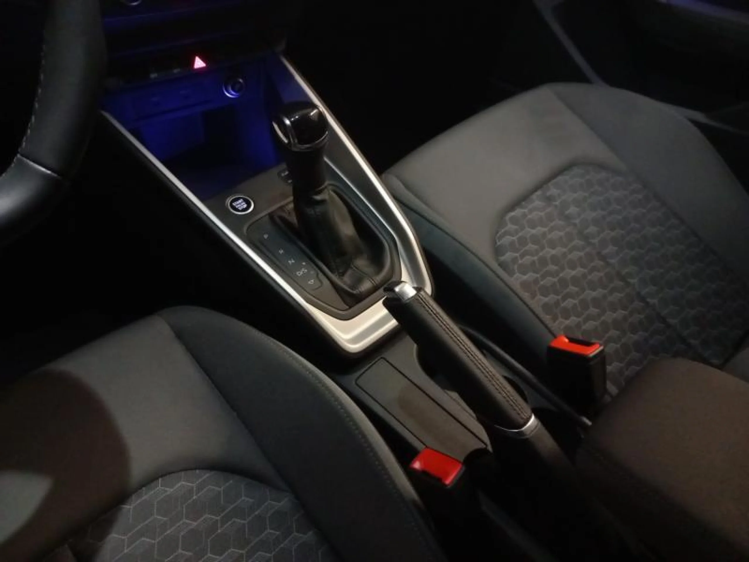 AUDI A1 SPORTBACK ADRENALIN BLACK ED 30TFSI 85KW - Foto 12