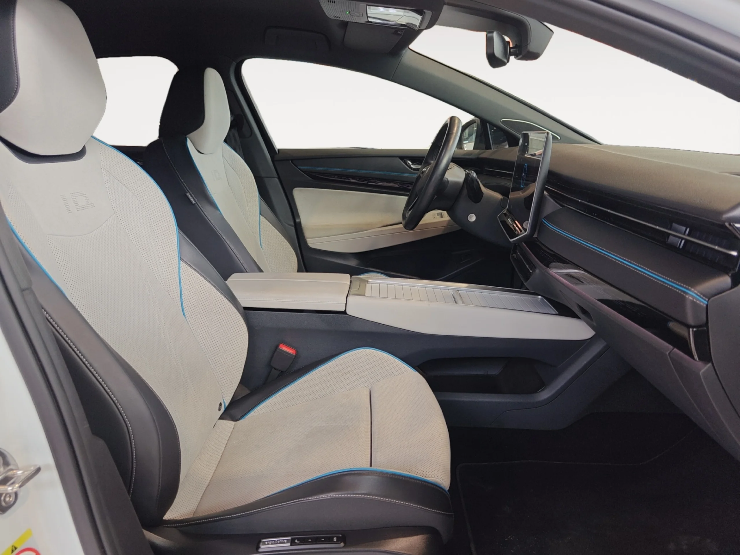 VOLKSWAGEN Id.7 PRO 210KW (286CV) 77KWH AUTOMÁTICO - Foto 5