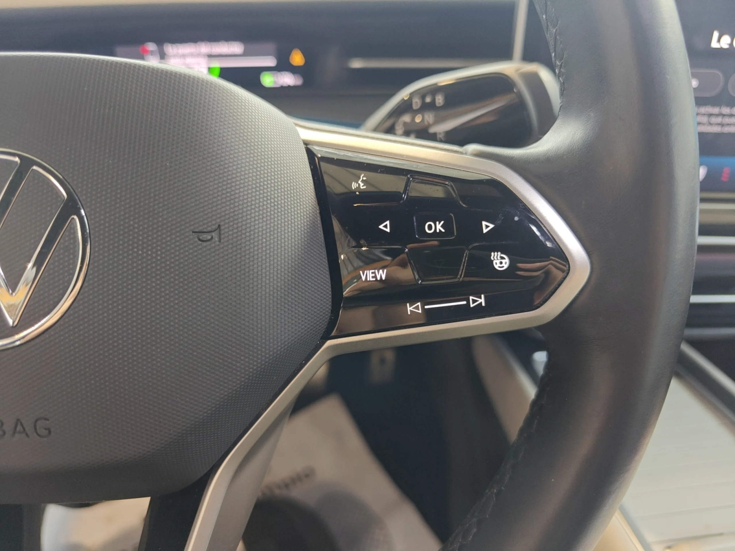 VOLKSWAGEN Id.7 PRO 210KW (286CV) 77KWH AUTOMÁTICO - Foto 10